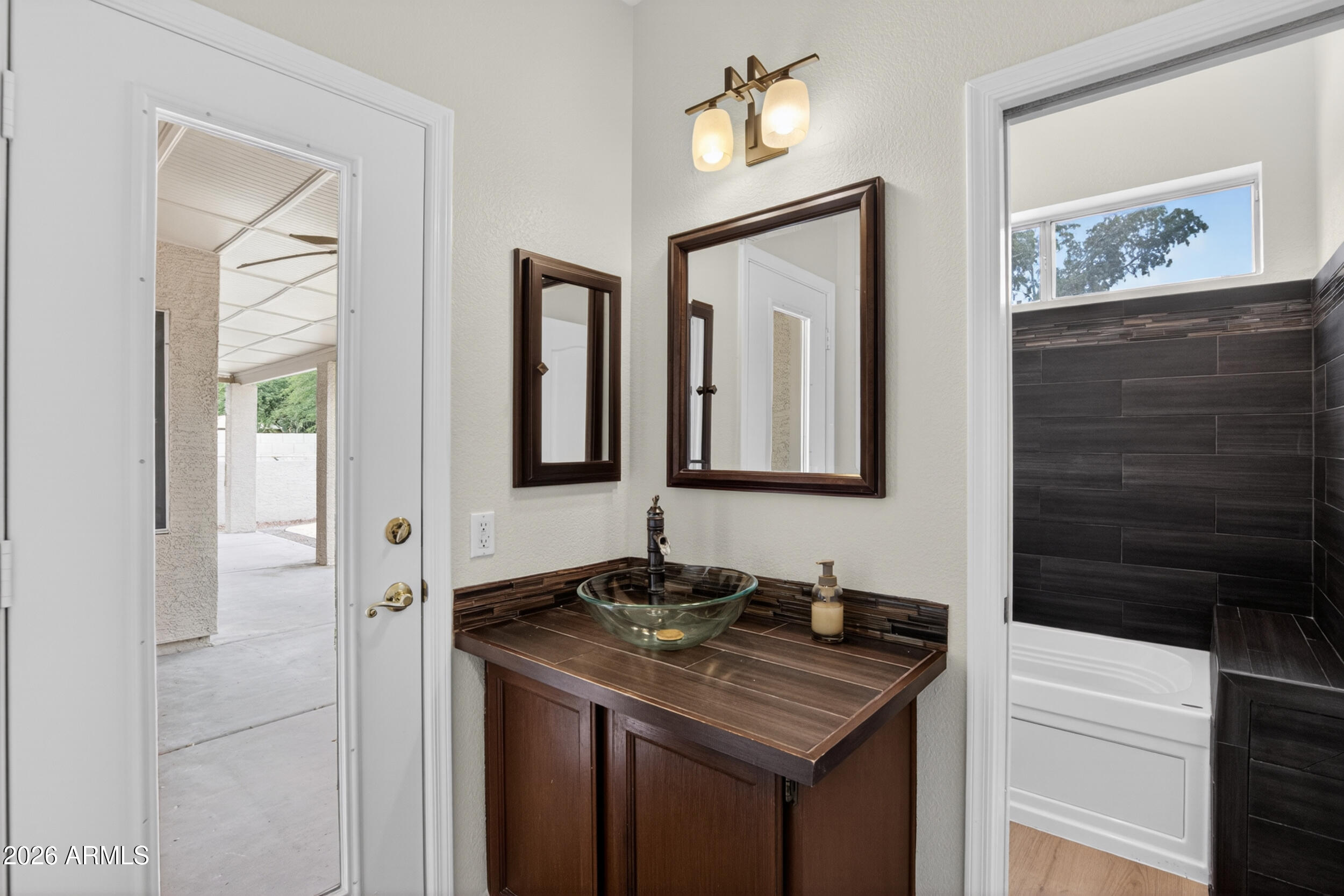 PINEVIEW UNIT ONE LOT 1-97 TR D-G - Residential