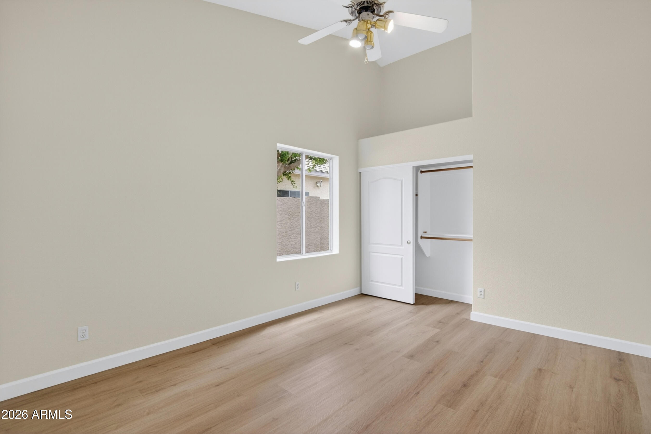 PINEVIEW UNIT ONE LOT 1-97 TR D-G - Residential