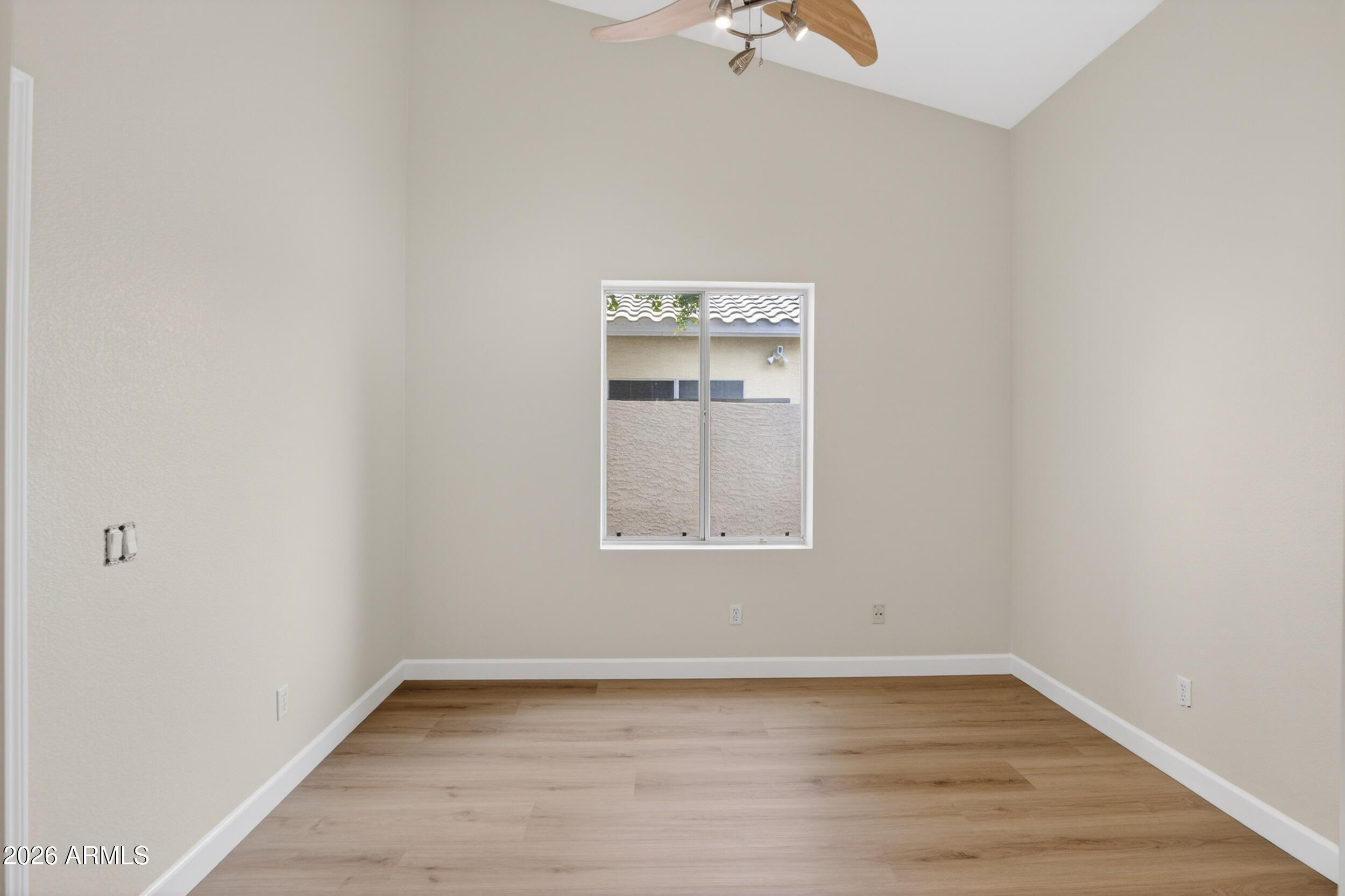 PINEVIEW UNIT ONE LOT 1-97 TR D-G - Residential