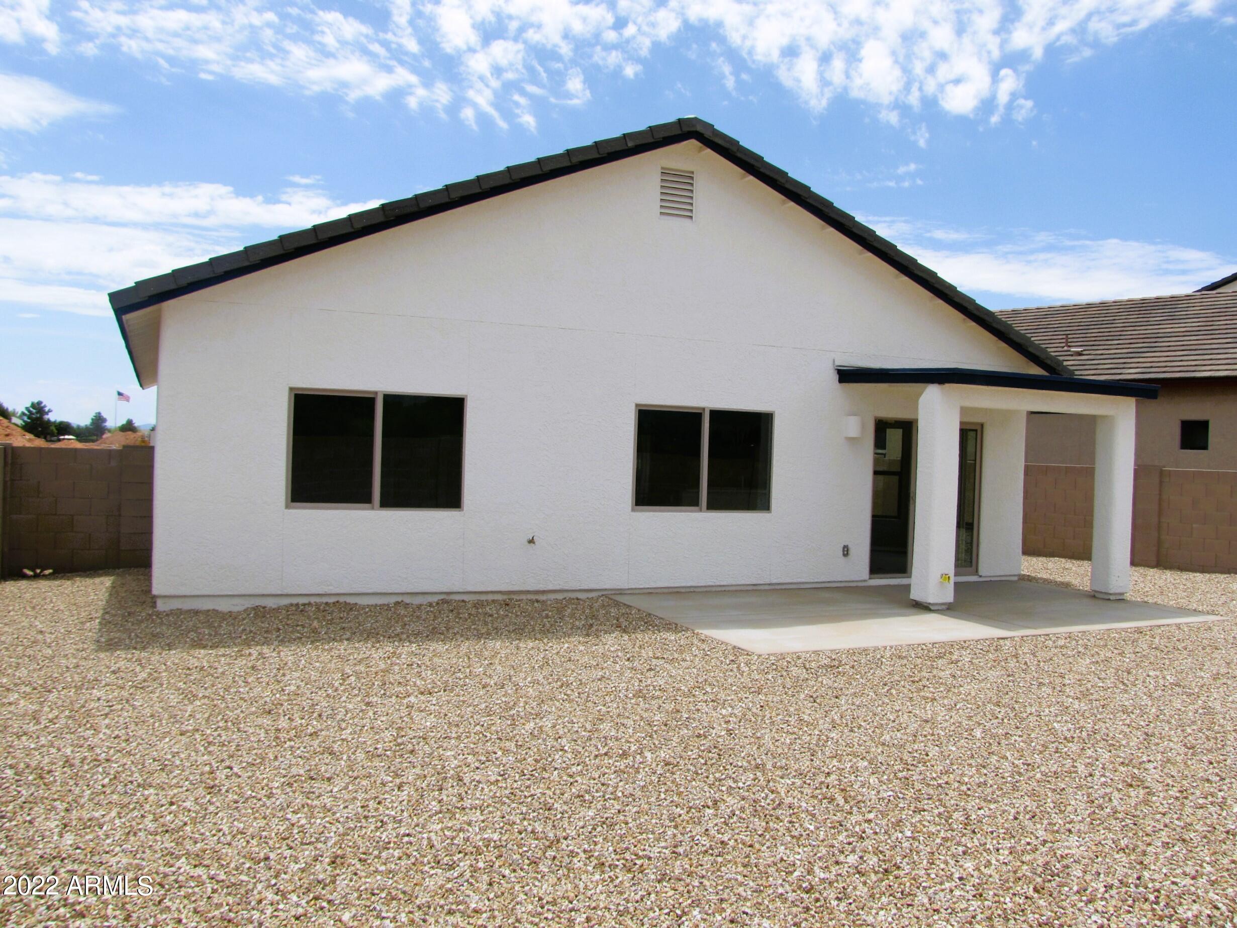 HOLIDAY AT PUEBLO DEL SOL PHASE 5A - Residential Lease