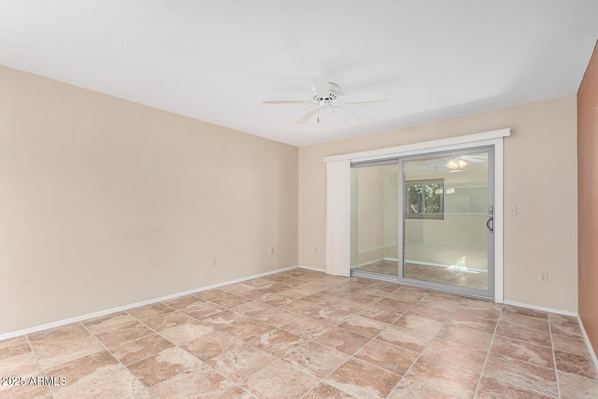 1021 S GREENFIELD Road 1165