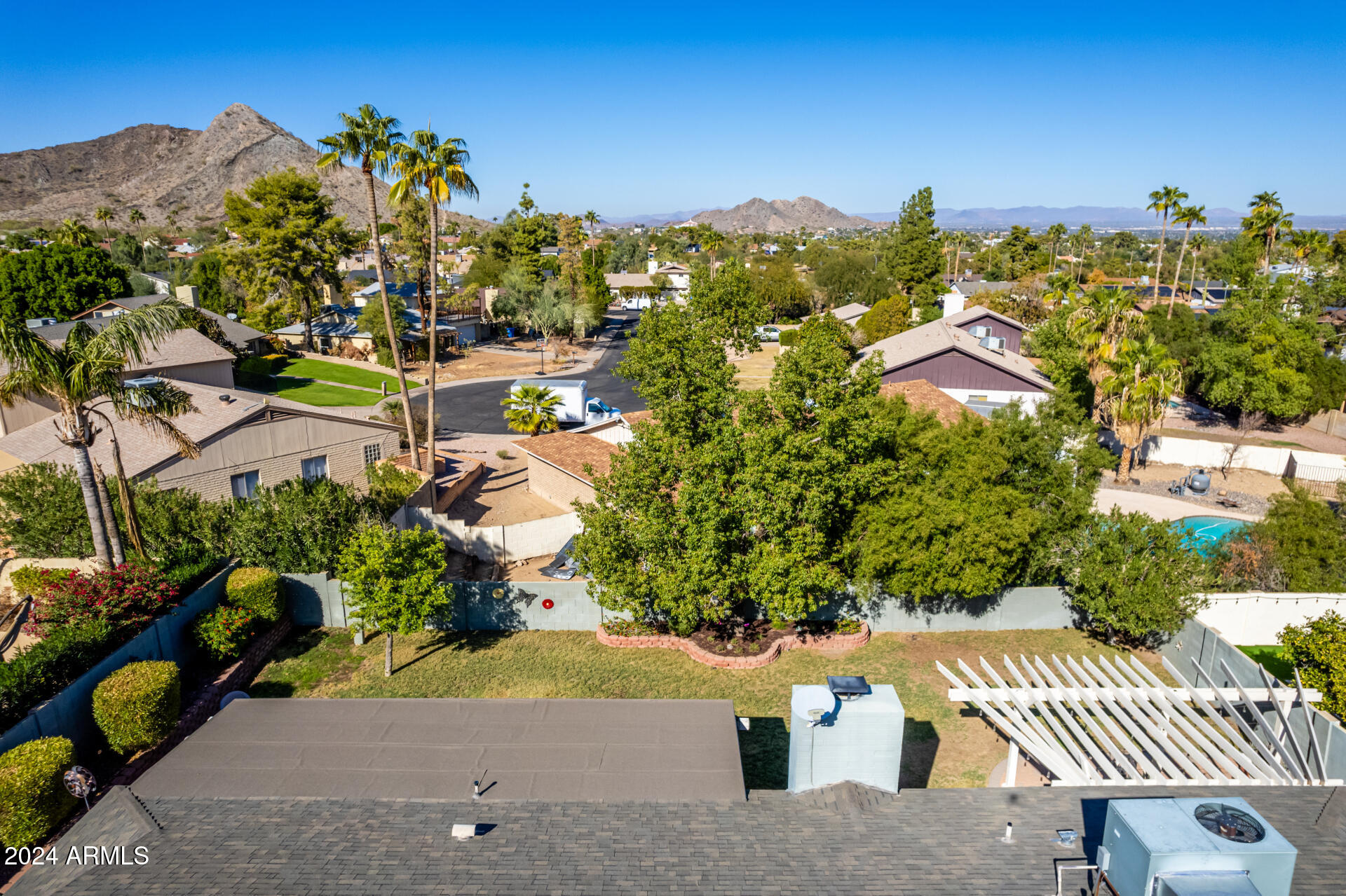 2324 E SHEA Boulevard