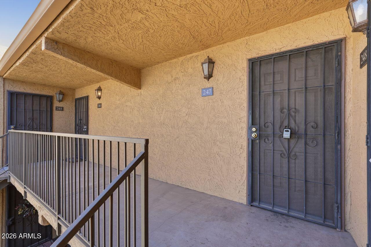 8500 E INDIAN SCHOOL Road 247