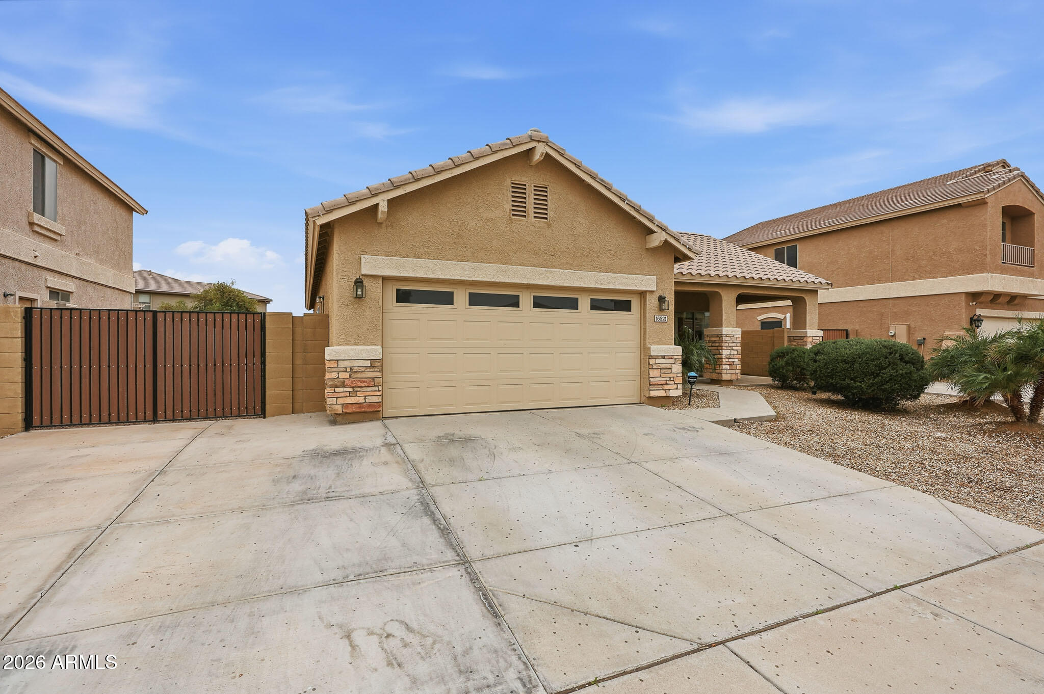 16521 W LILAC Street