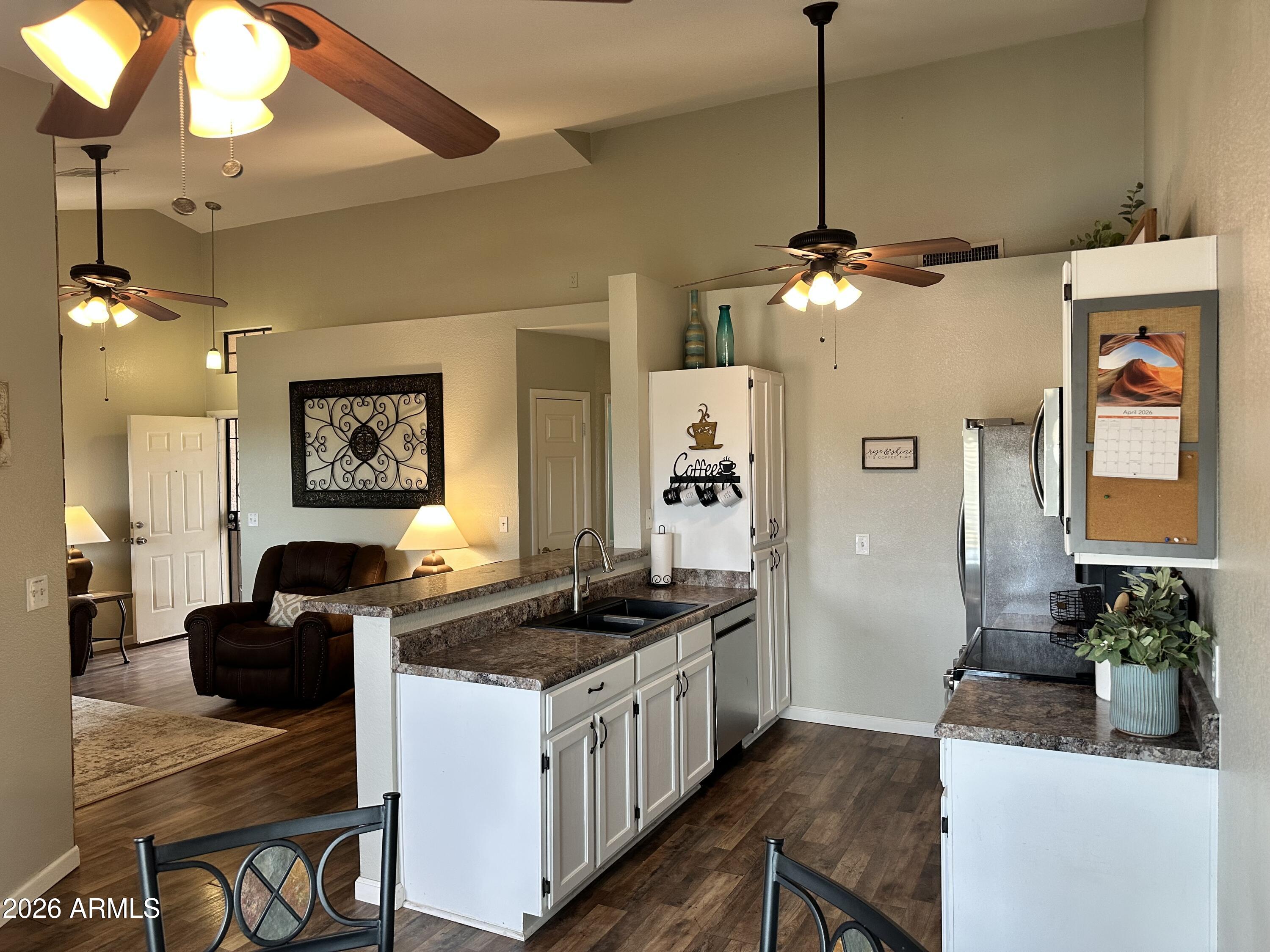 5230 E BROWN Road 269