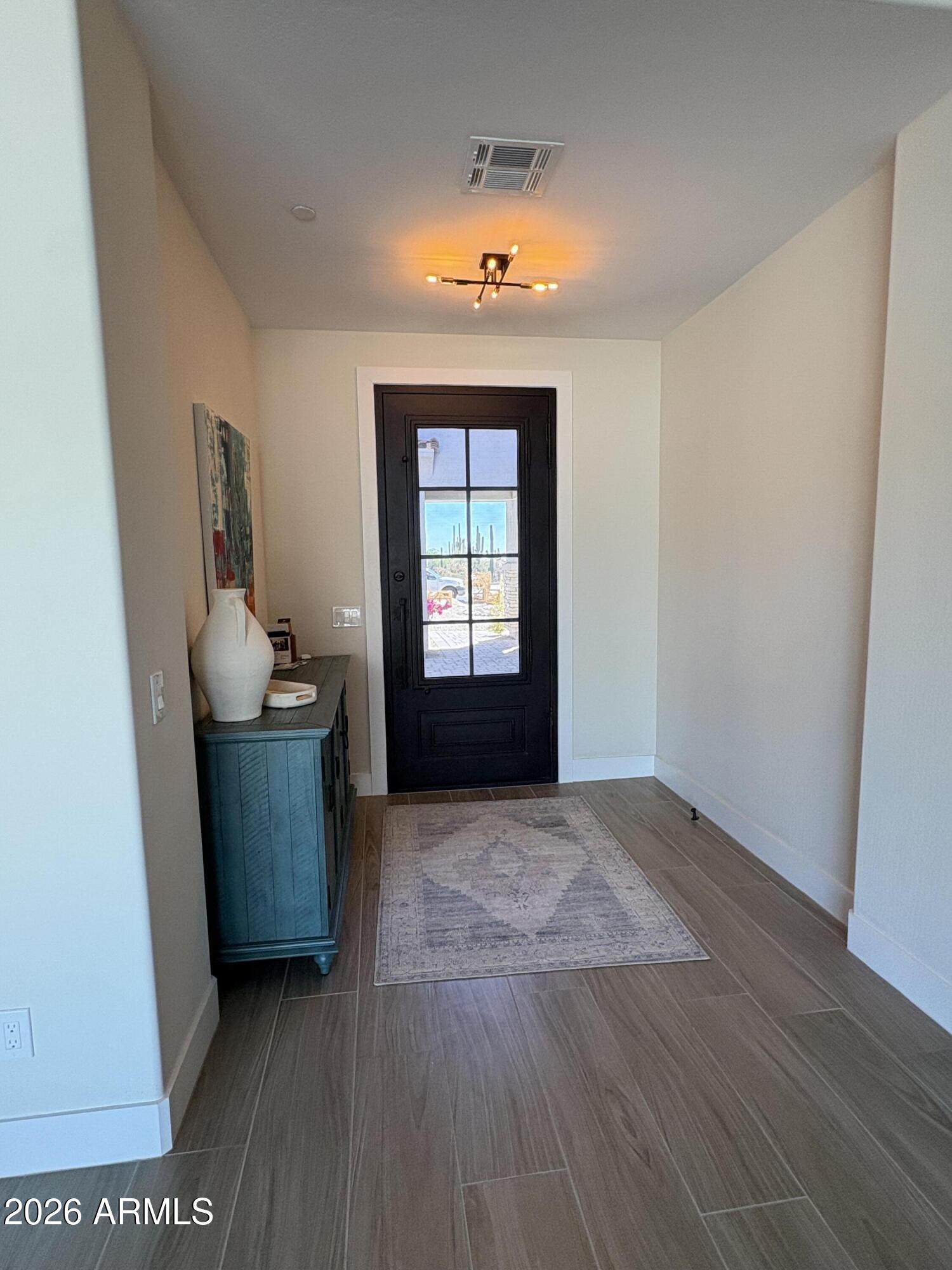 6896 E LOMAS VERDES Drive