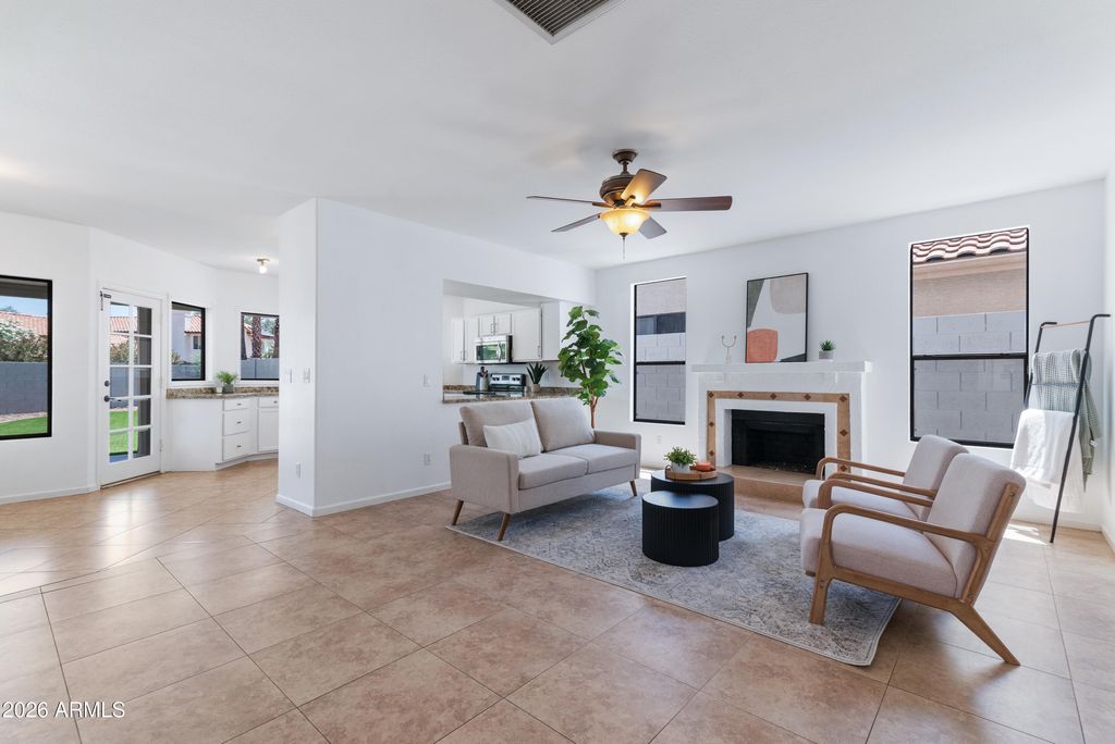 Photo of 1031 S Capistrano Drive, Gilbert, AZ 85233 (MLS # 7018318)
