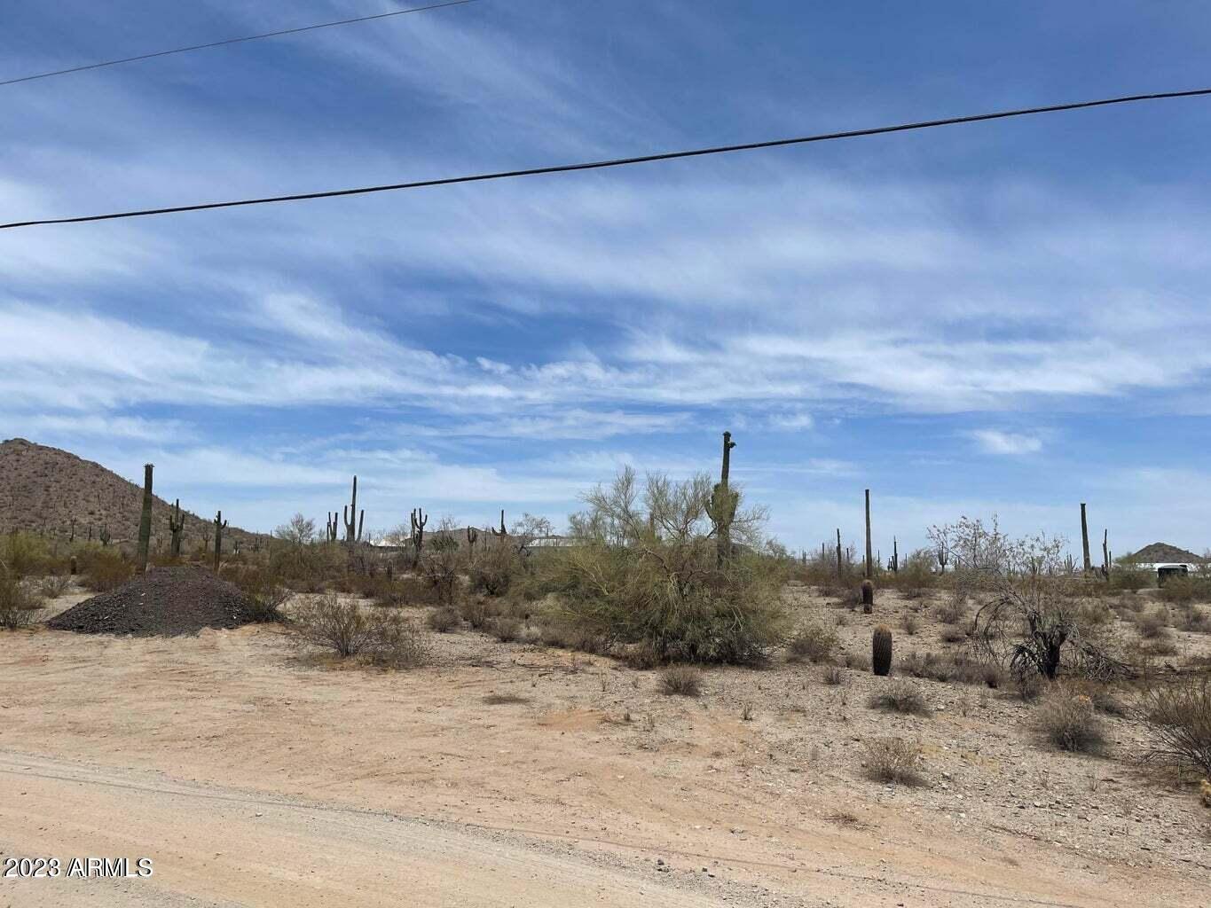 5052 W ADOBE DAM Road -