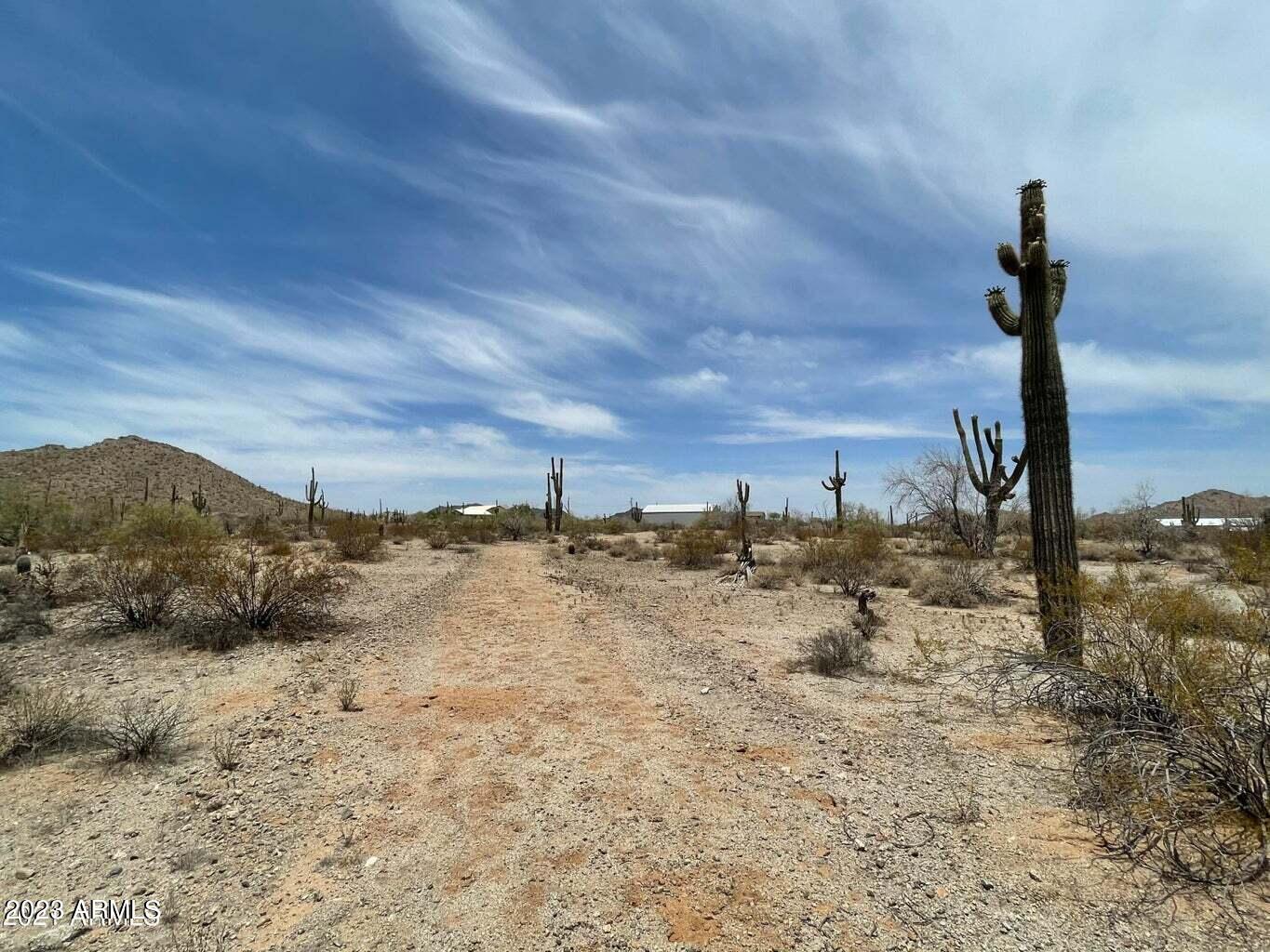5052 W ADOBE DAM Road -
