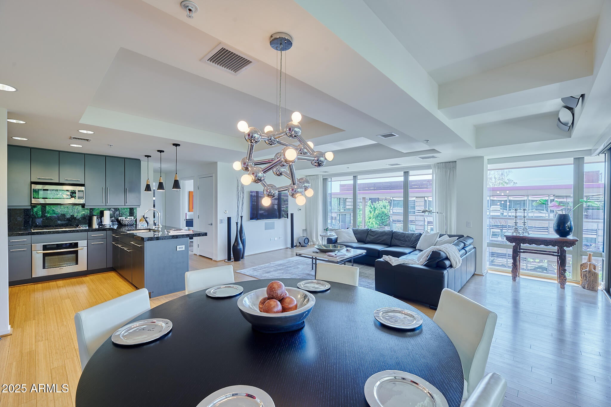 7147 E RANCHO VISTA Drive 7004