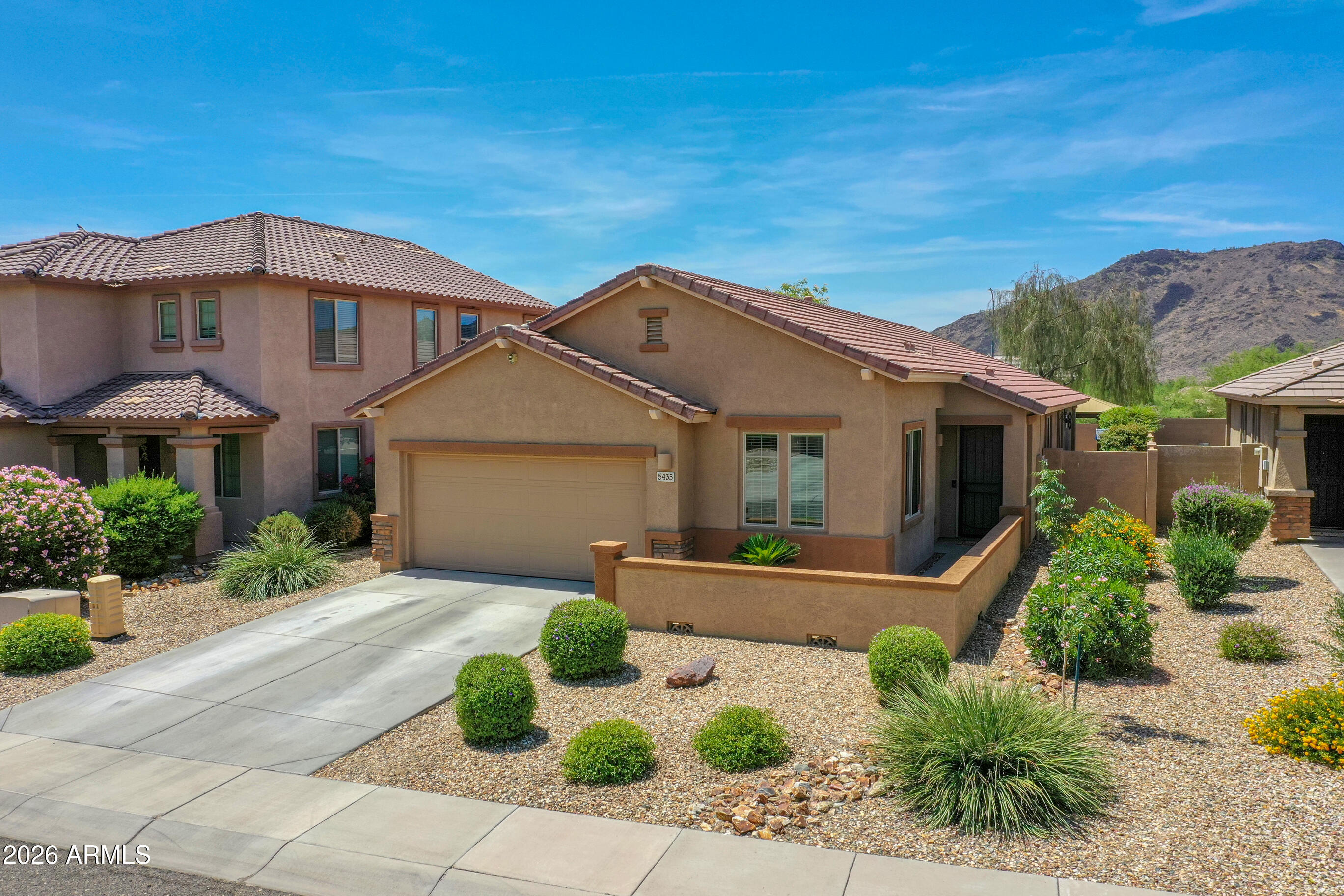 5435 W Fetlock Trail