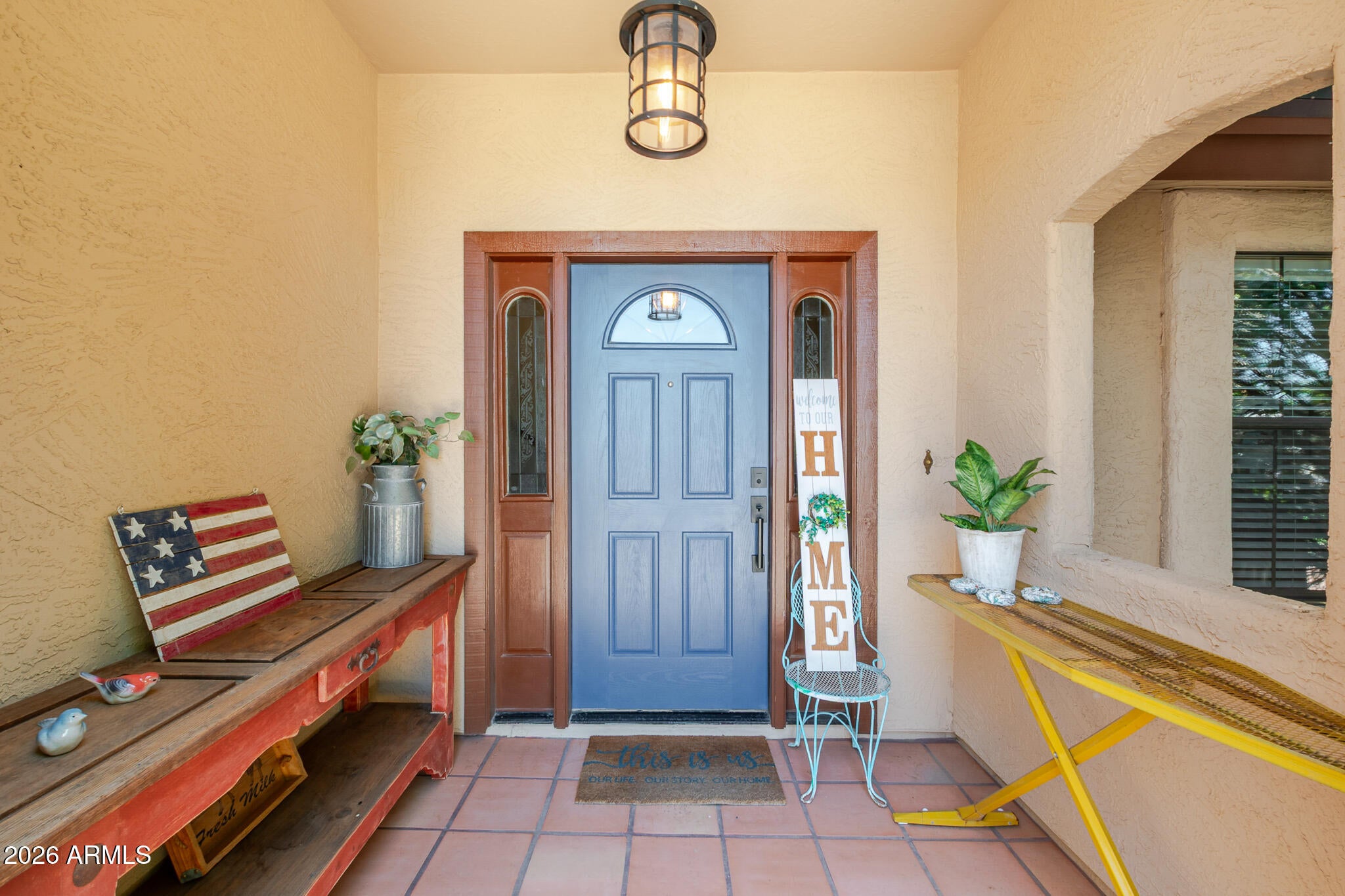 4023 W BEVERLY Lane