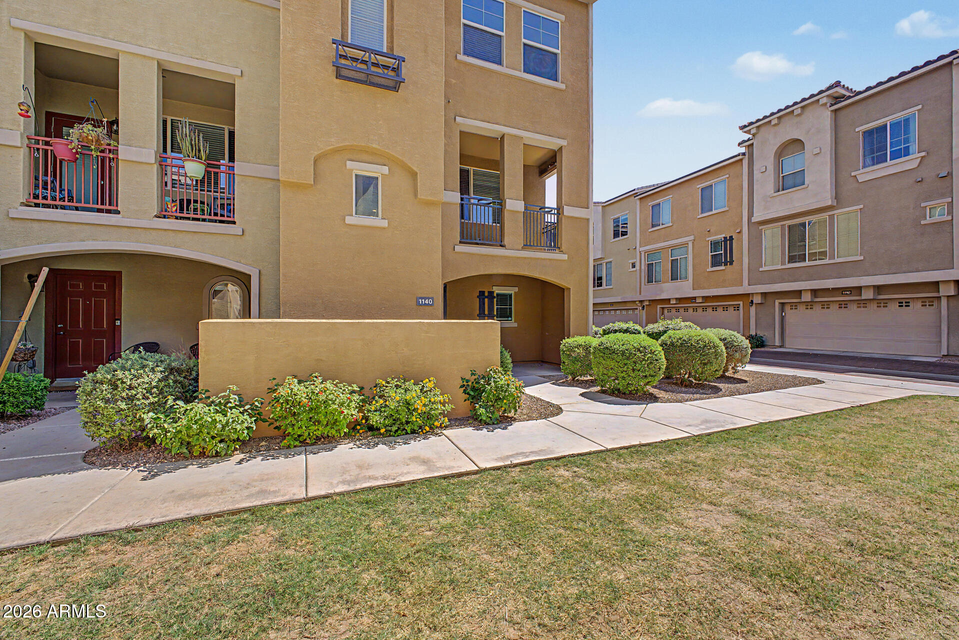 240 W JUNIPER Avenue 1140