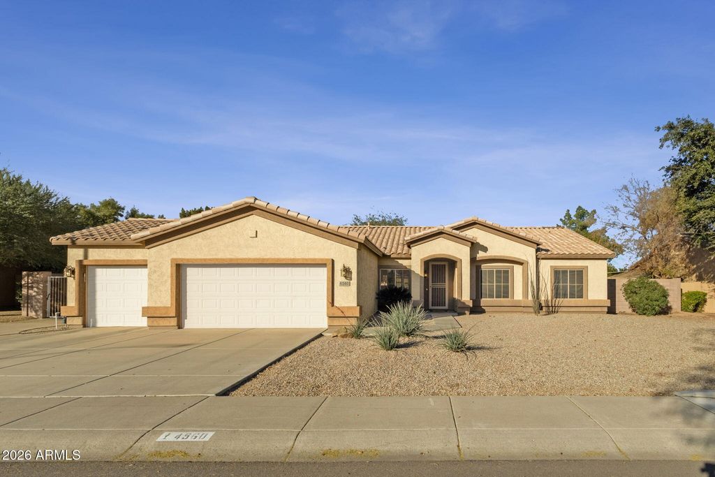 Photo of 4560 S Springs Drive, Chandler, AZ 85249 (MLS # 6980757)