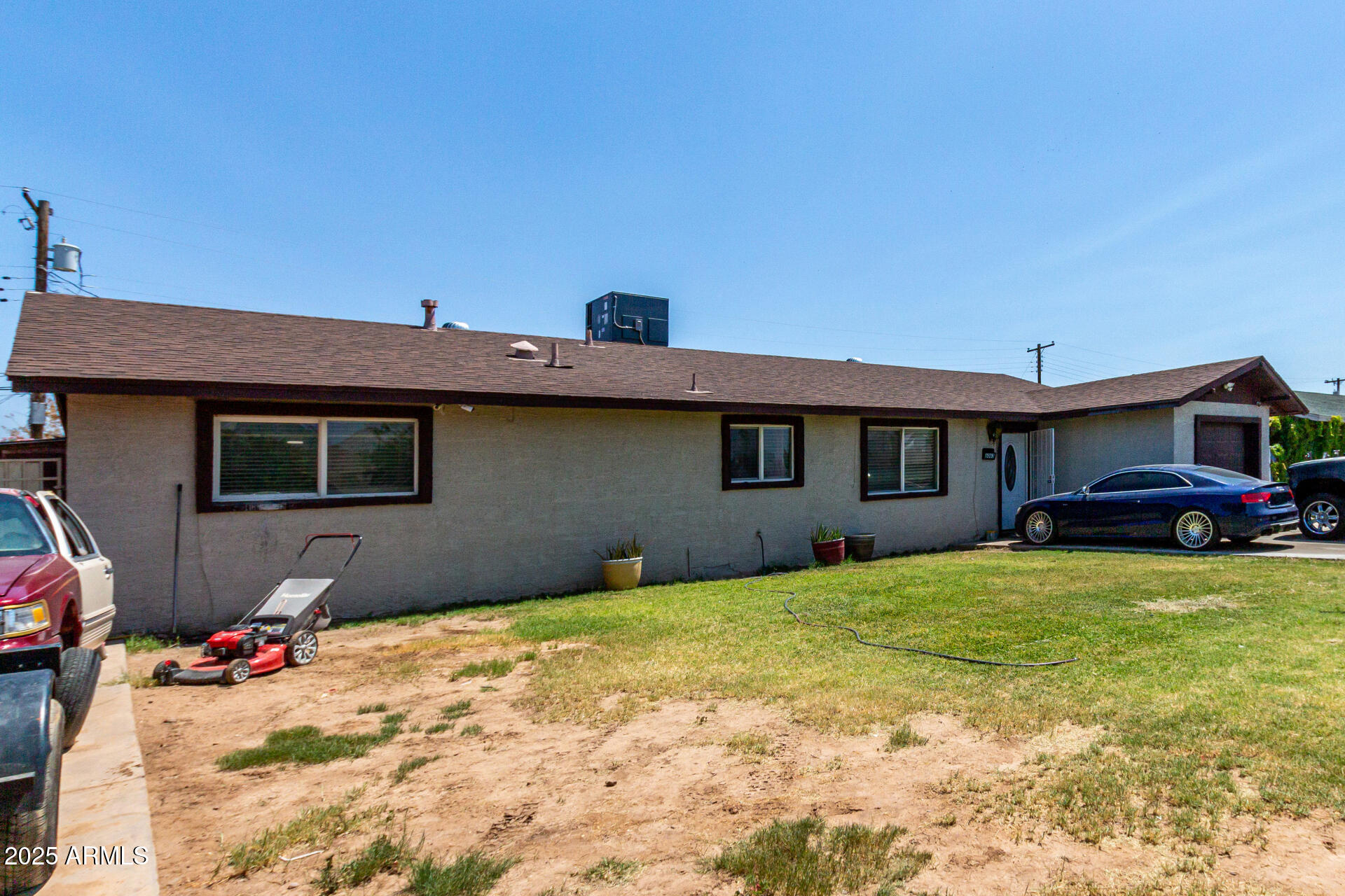 6063 W EARLL Drive