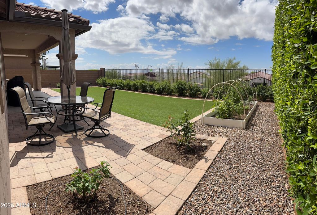 Photo of 12513 W Calle De Baca, Peoria, AZ 85383 (MLS # 7017702)
