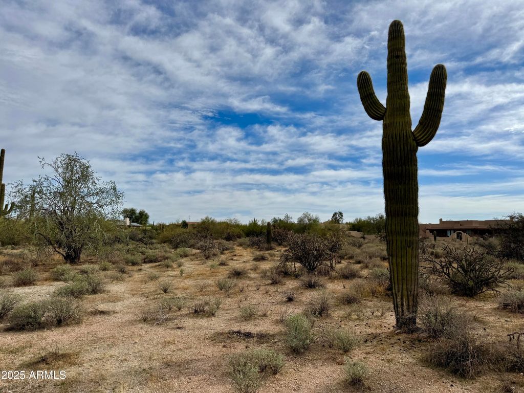 Photo of 27211 N 67th Street #B2, Scottsdale, AZ 85266 (MLS # 6821674)