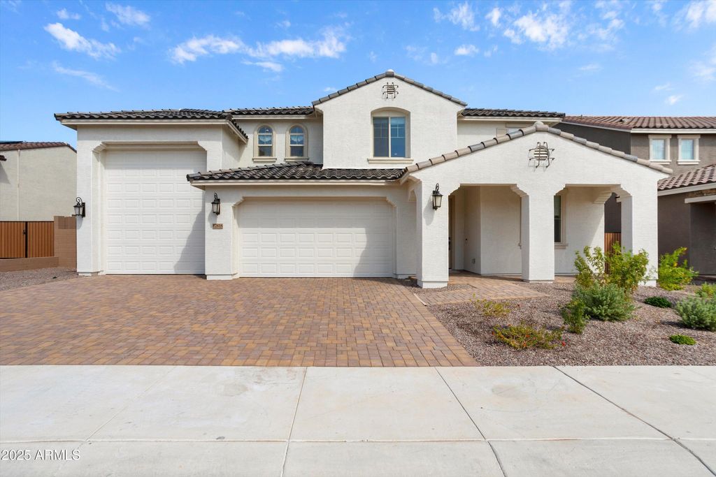 Photo of 17818 W Vermont Avenue, Litchfield Park, AZ 85340 (MLS # 6920374)
