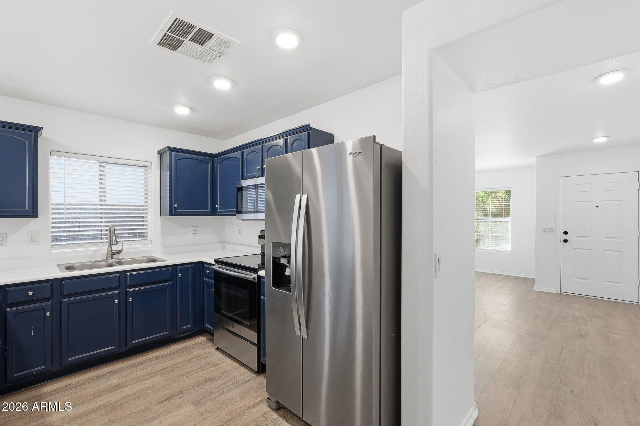 45542 W GUILDER Avenue