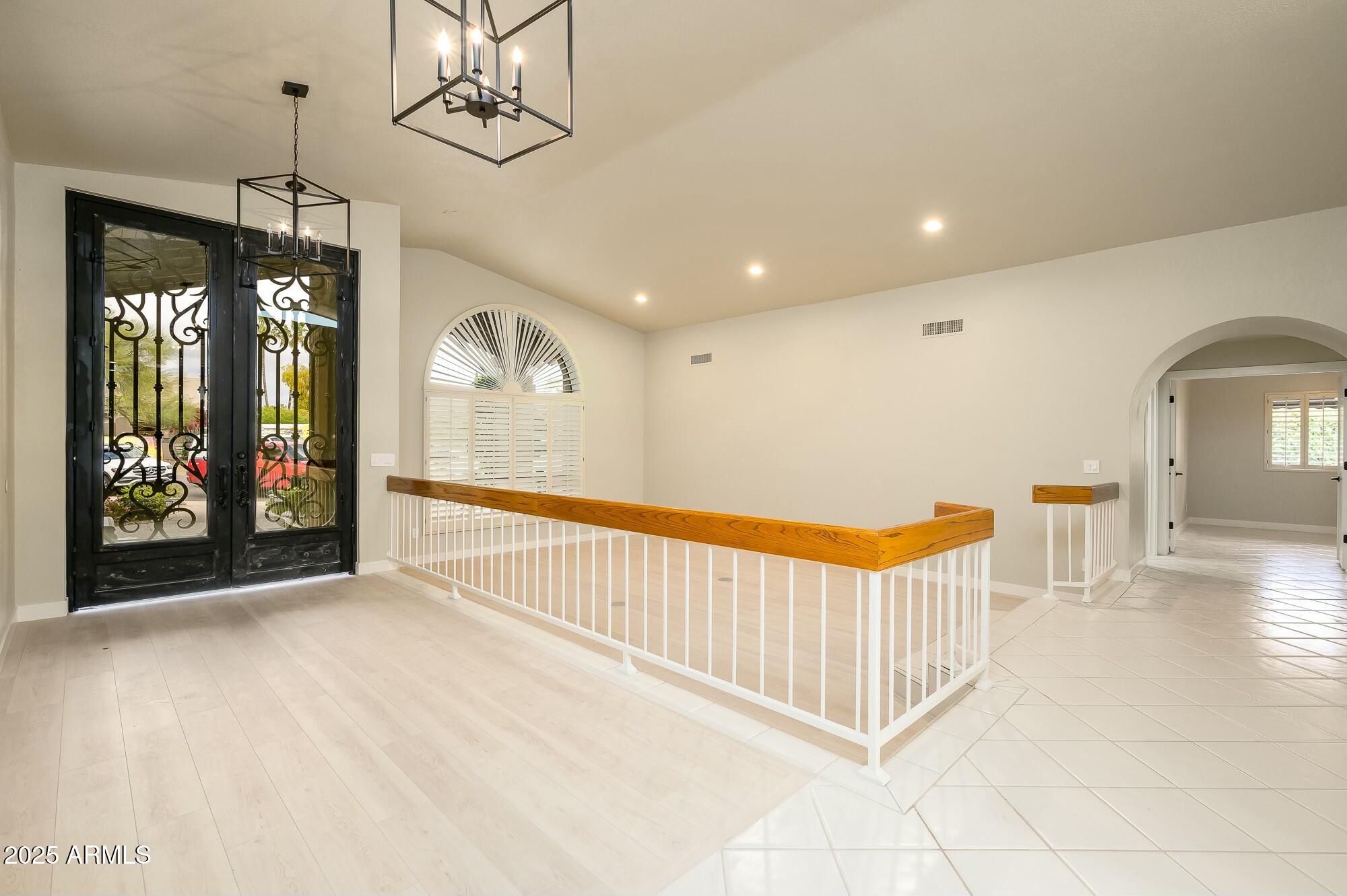 8209 E DEL CRISTAL Drive