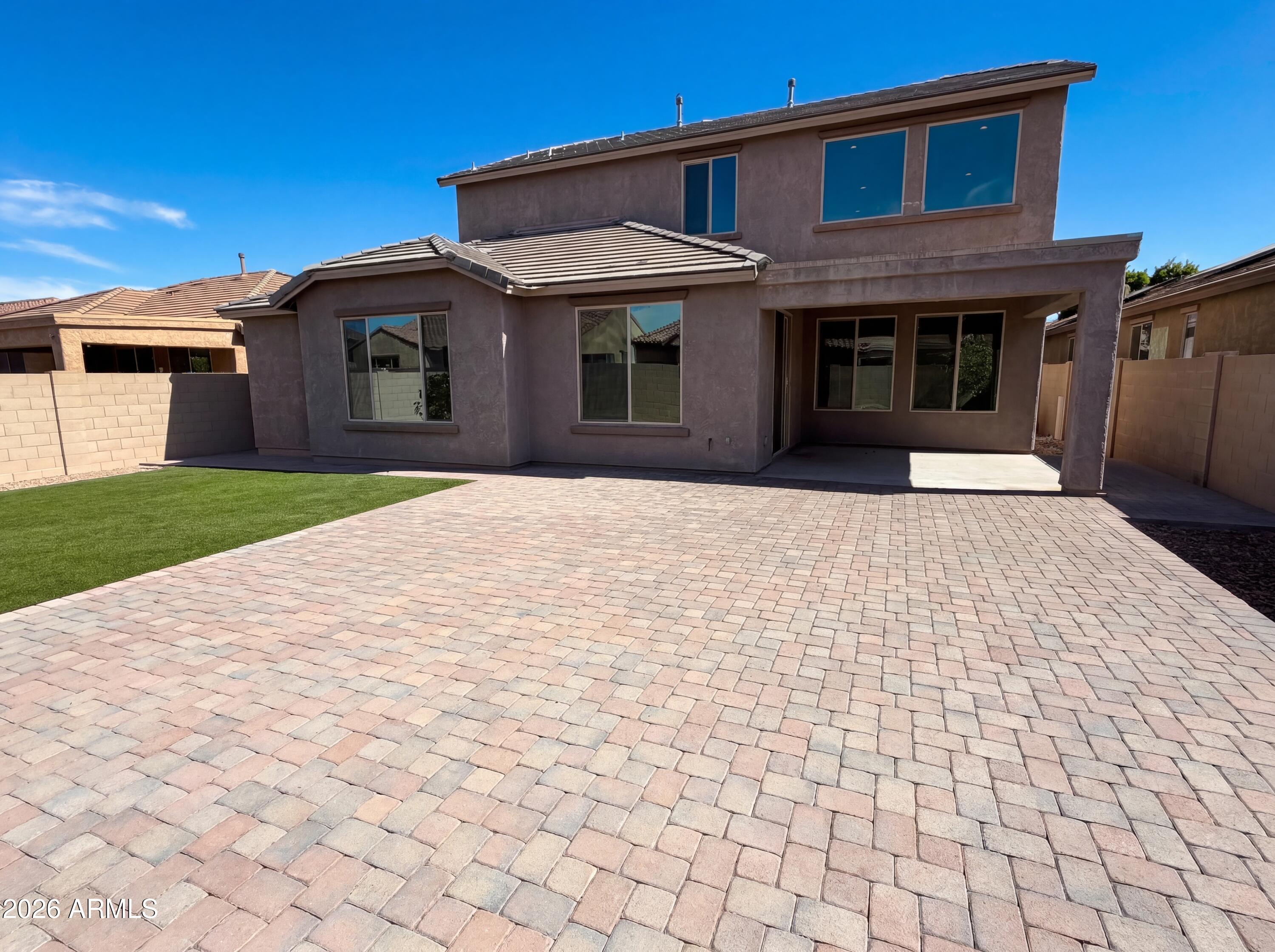 10742 W PRICKLY PEAR Trail