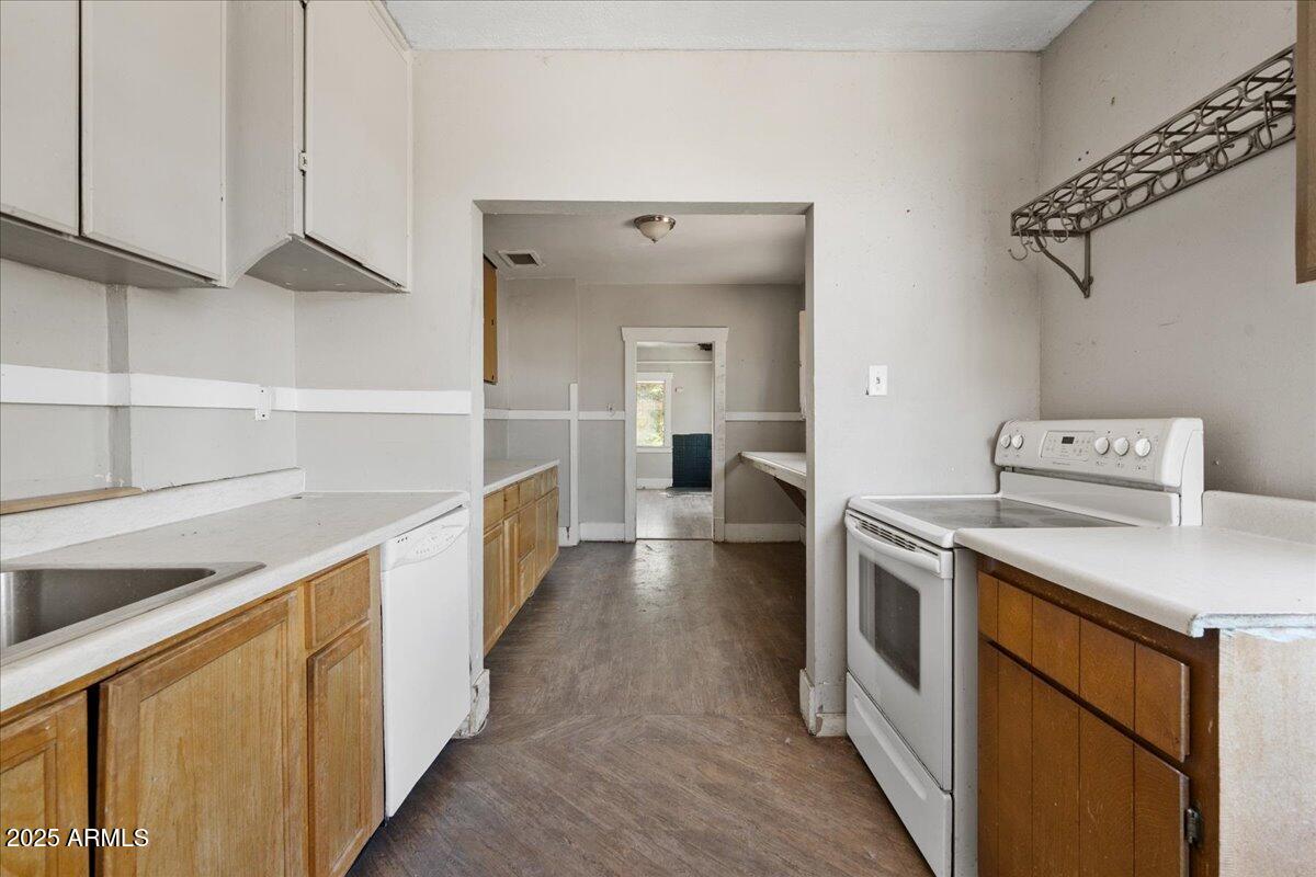 2300 N broadway Street