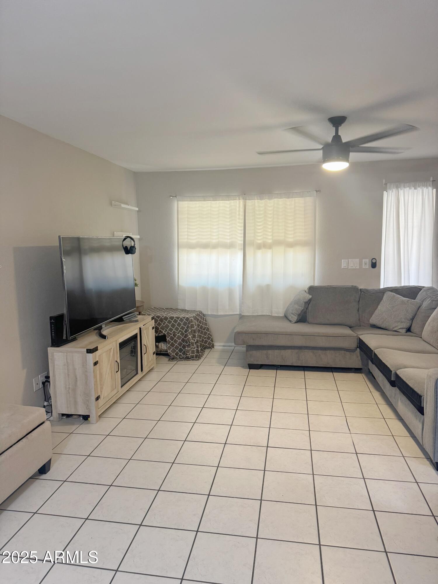 222 W Brown Road 8