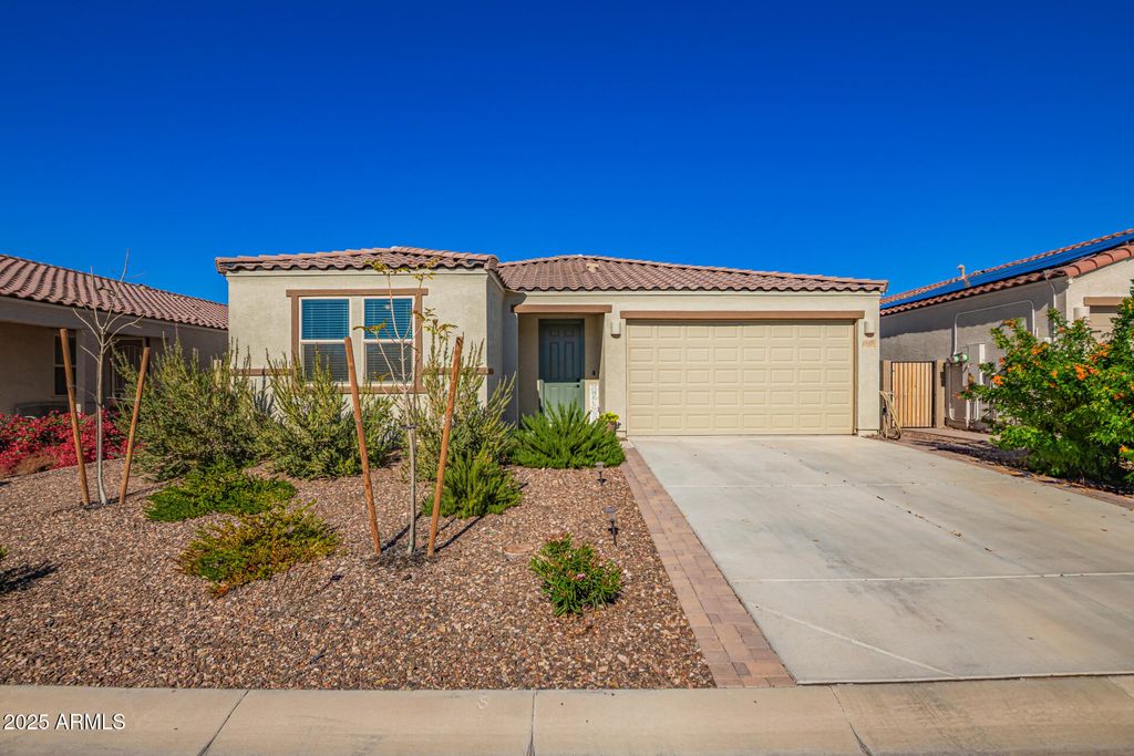 Photo of 18460 E Donato Drive, Gold Canyon, AZ 85118 (MLS # 6952528)