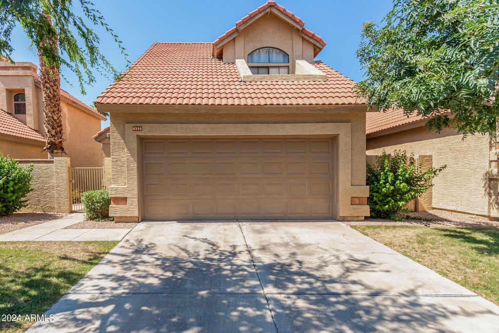 Photo of 4586 W Harrison Street, Chandler, AZ 85226 (MLS # 6923836)