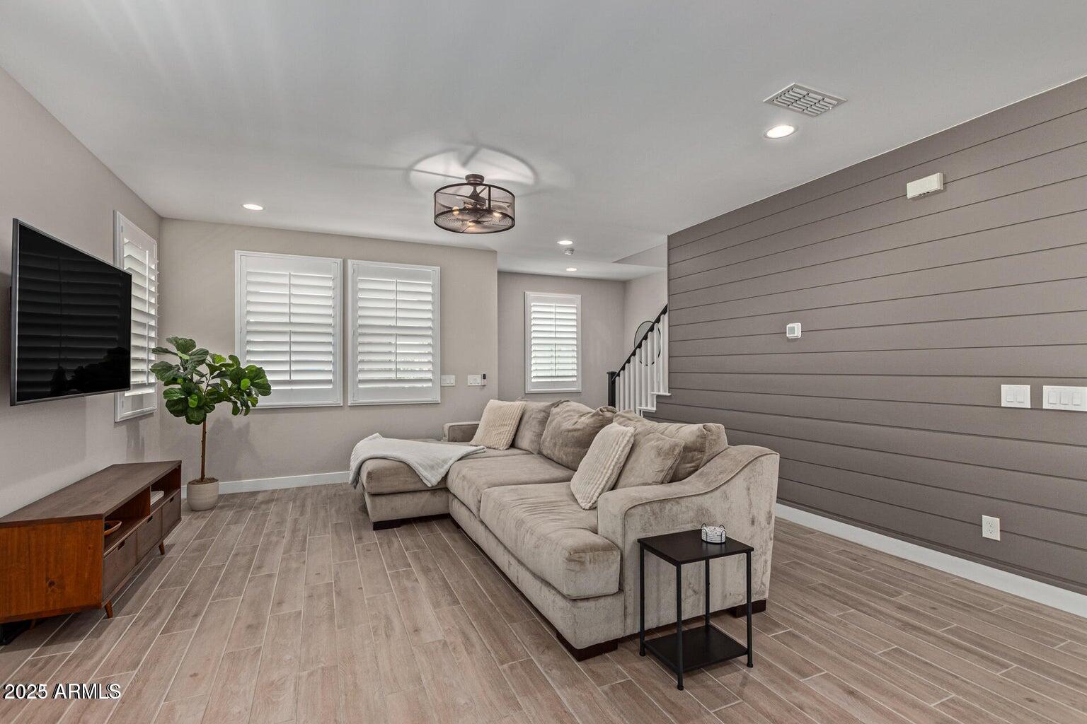 4513 S Montana Drive