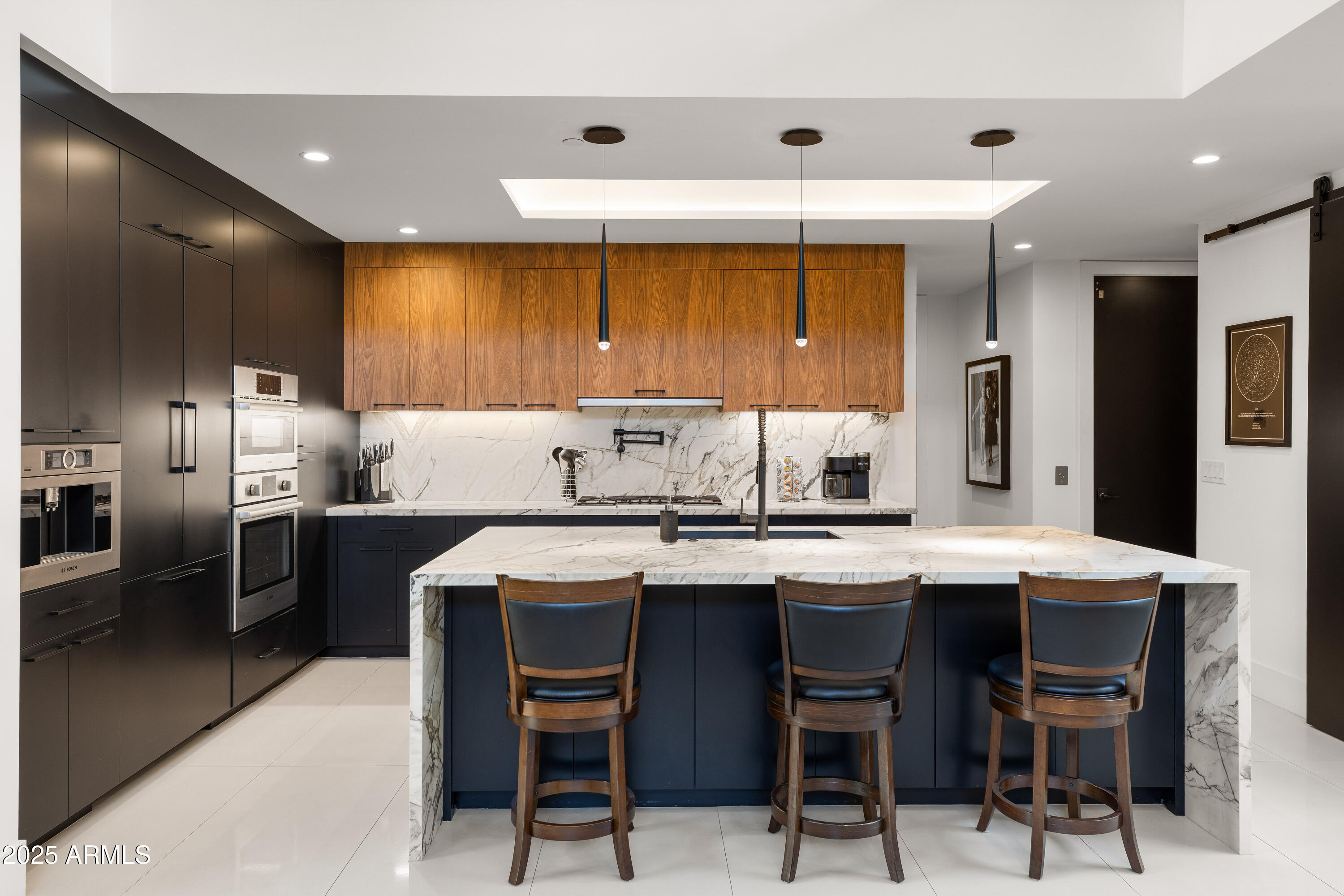 6525 E CAVE CREEK Road 9