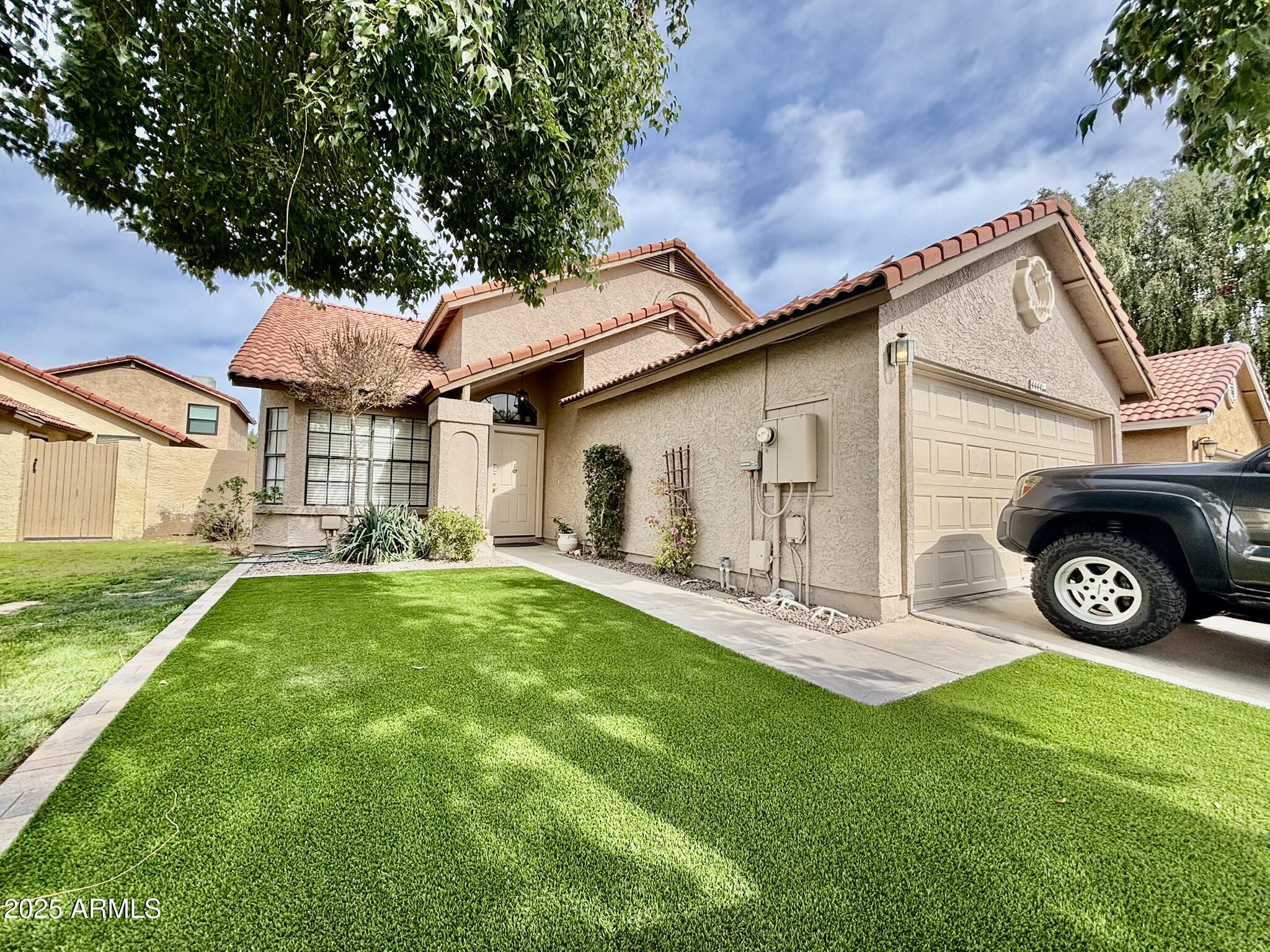 4444 E WILDWOOD Drive