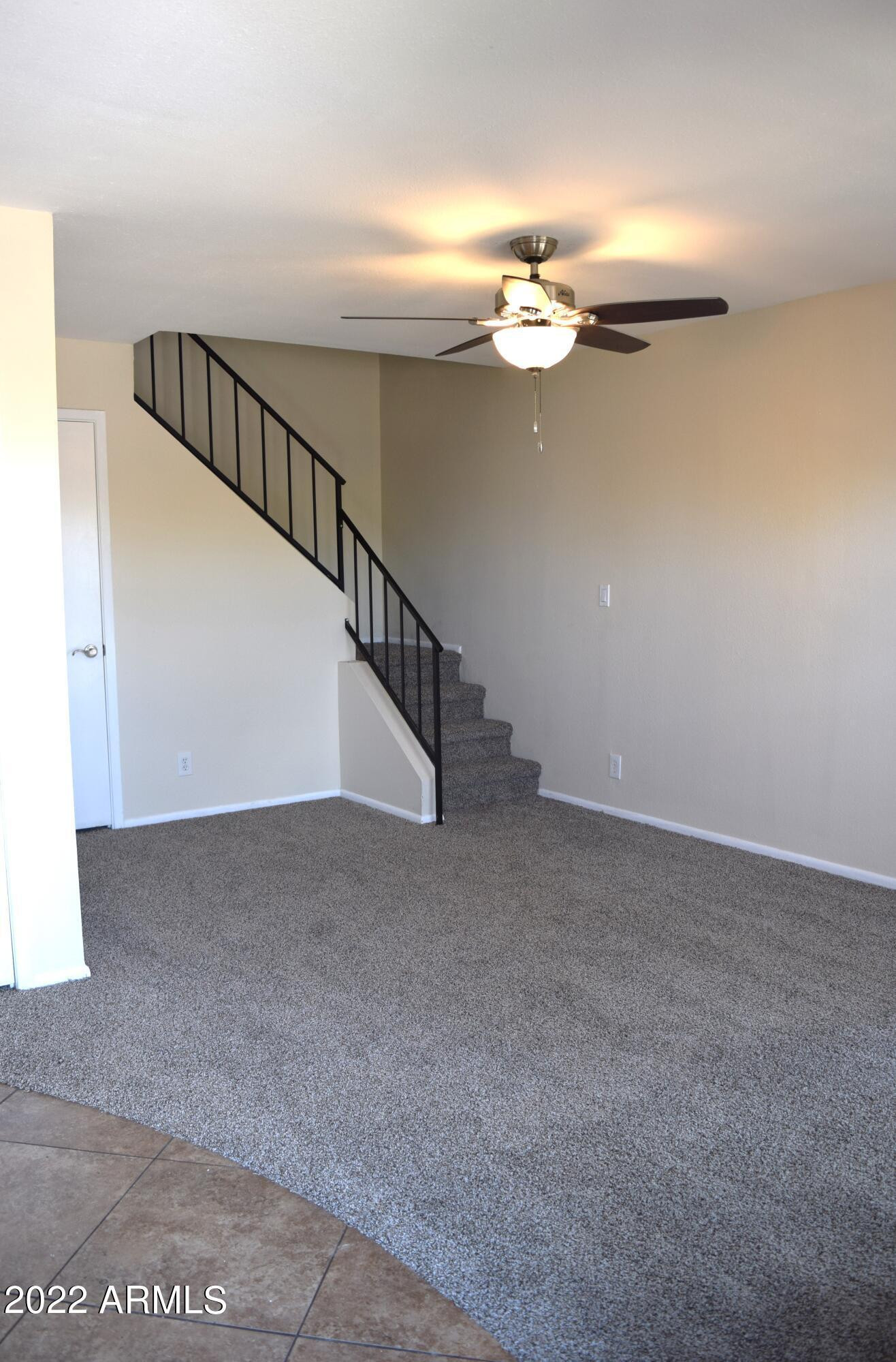 286 W Palomino Drive Unit 2