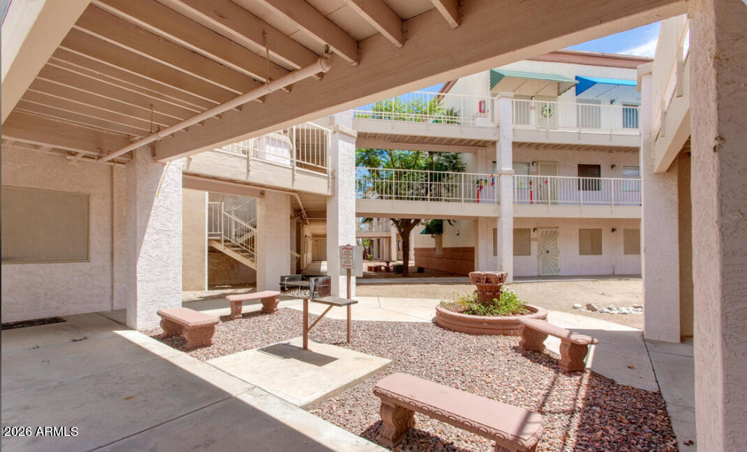 CLIFFS CONDOMINIUM - Residential