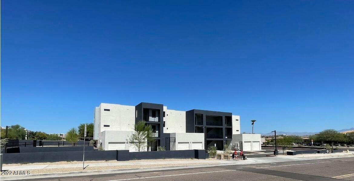 12412 N Saguaro Boulevard 101
