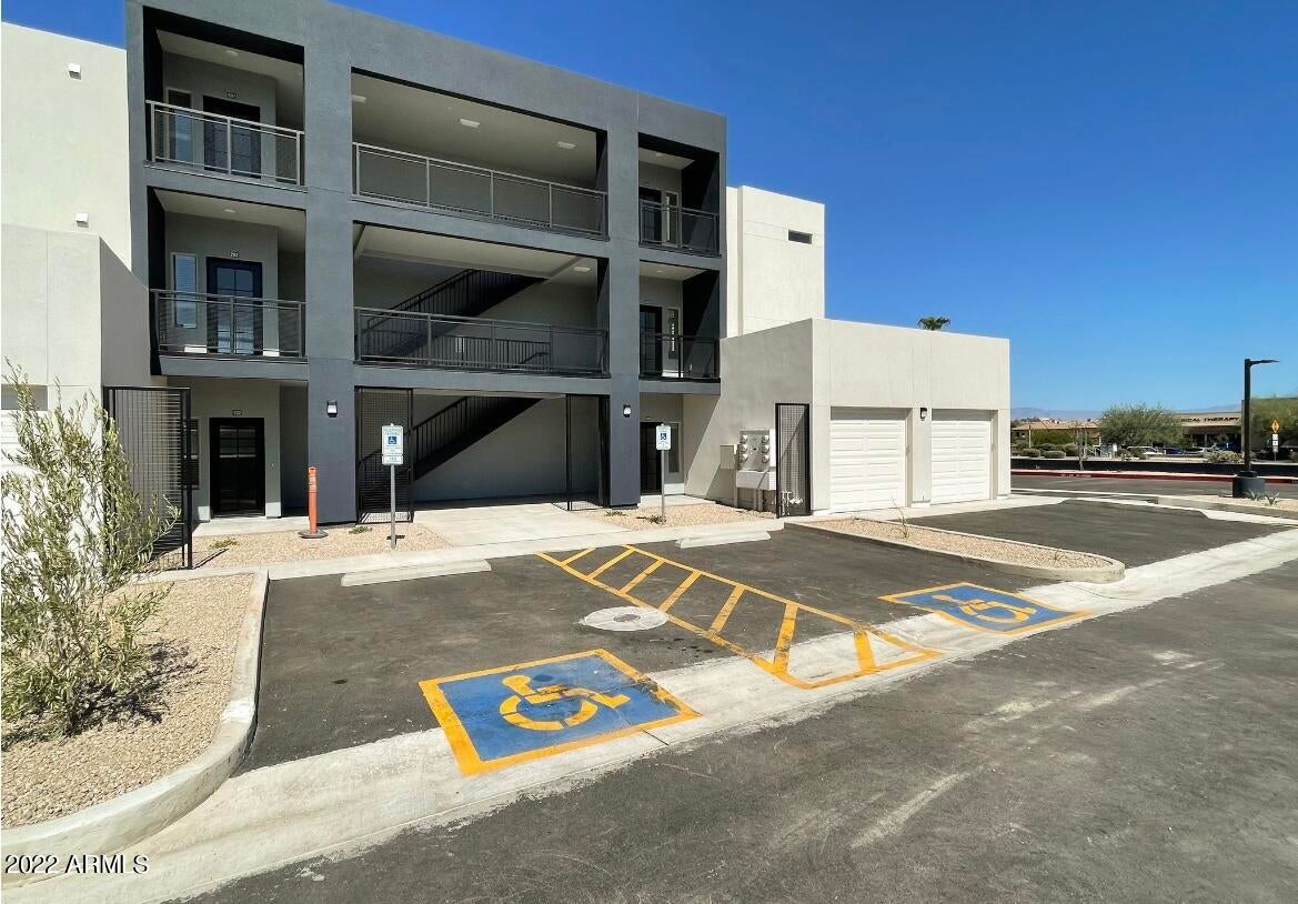 12412 N Saguaro Boulevard 101