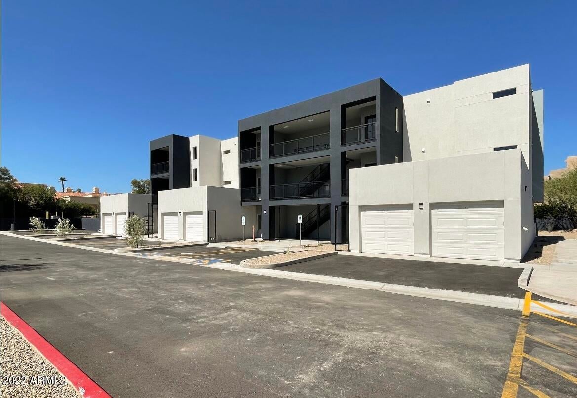 12412 N Saguaro Boulevard 101