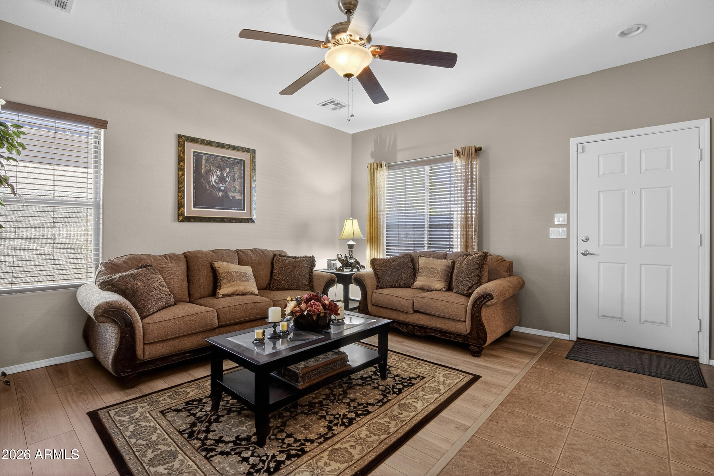 2959 N ROSEWOOD Avenue