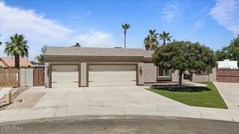 1670 E WHITTEN Street Chandler AZ 85225