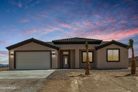 A home in Tonopah