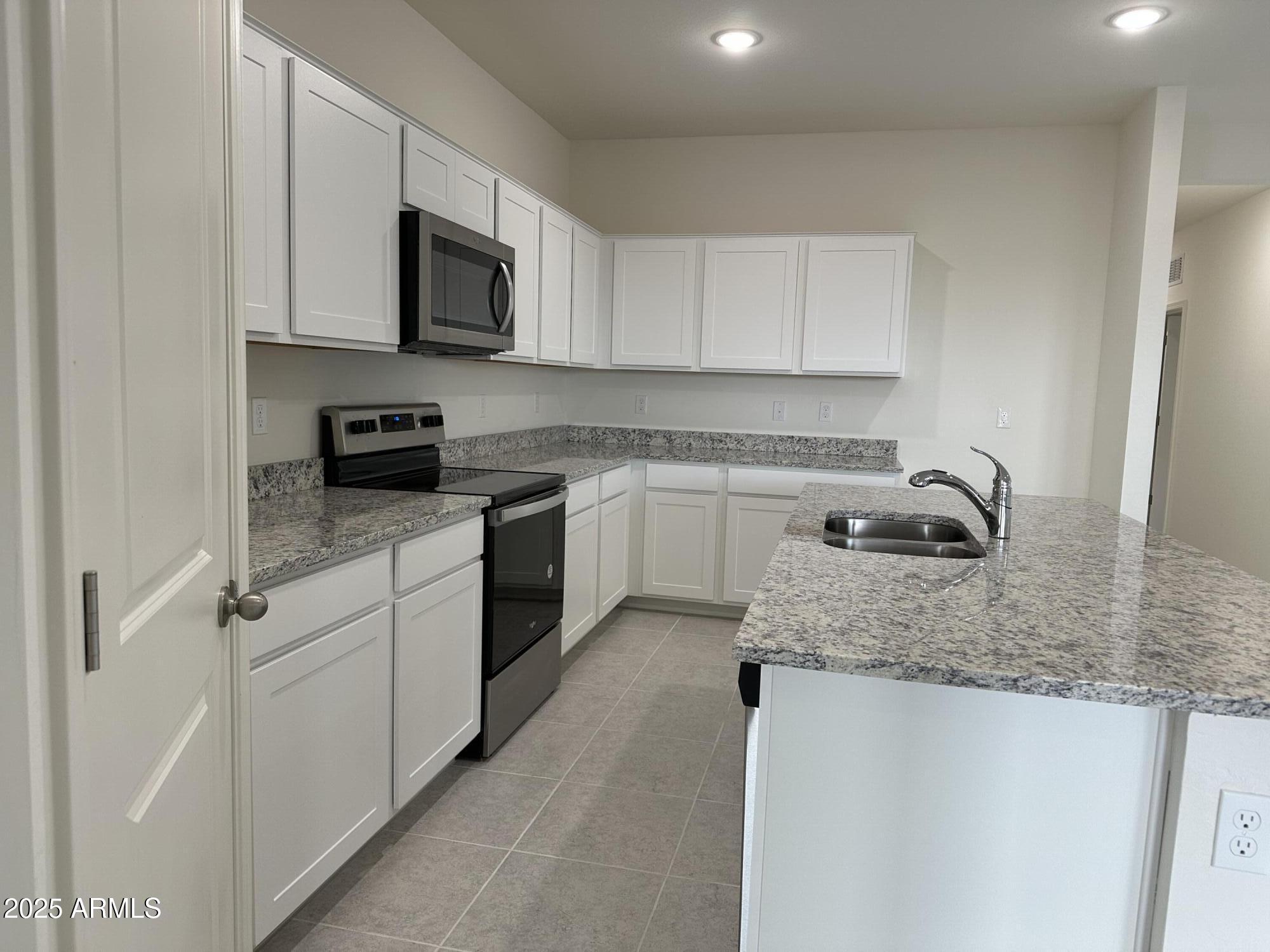 5938 E ARTEMIS Drive
