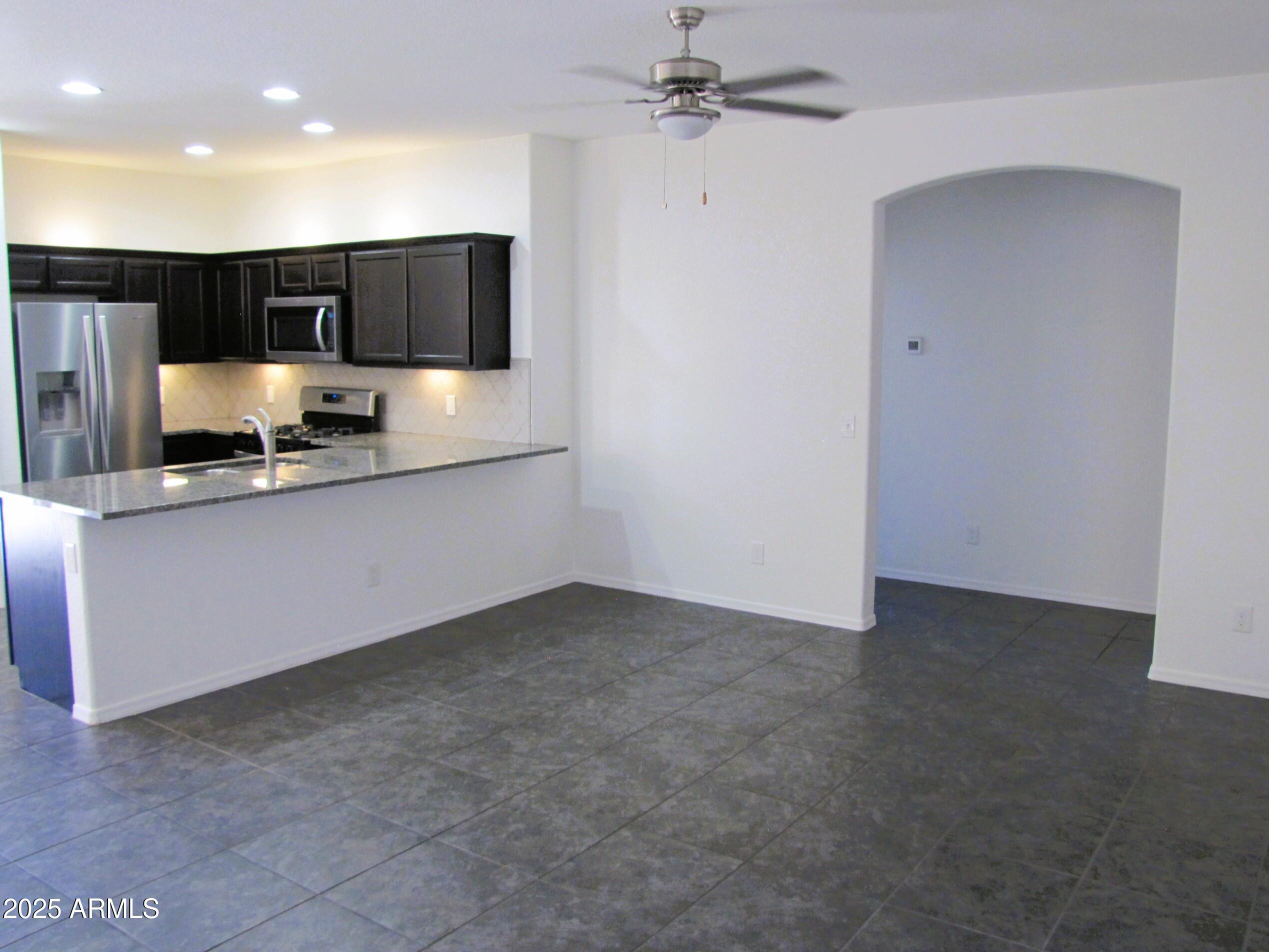 CHAPARRAL VILLAGE NORTH PHASE 6D - Residential Lease