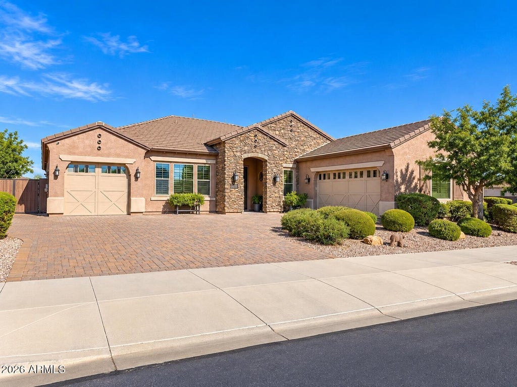 Photo of 21565 S 223rd Place, Queen Creek, AZ 85142 (MLS # 7079481)