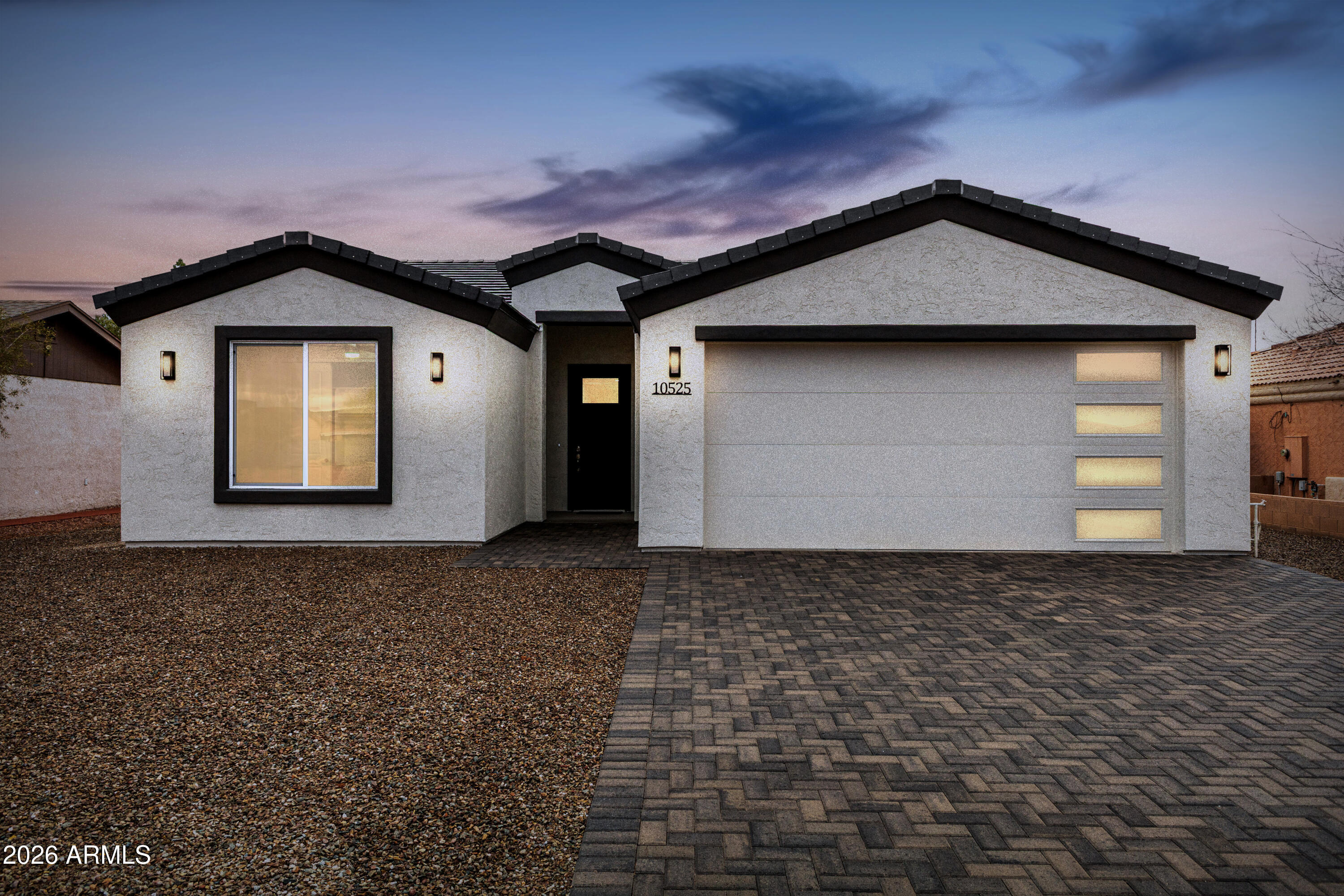 10525 W BUENA VISTA Drive