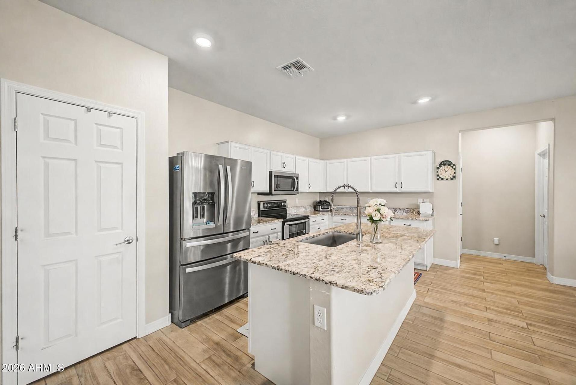 11894 E RED BUTTE --