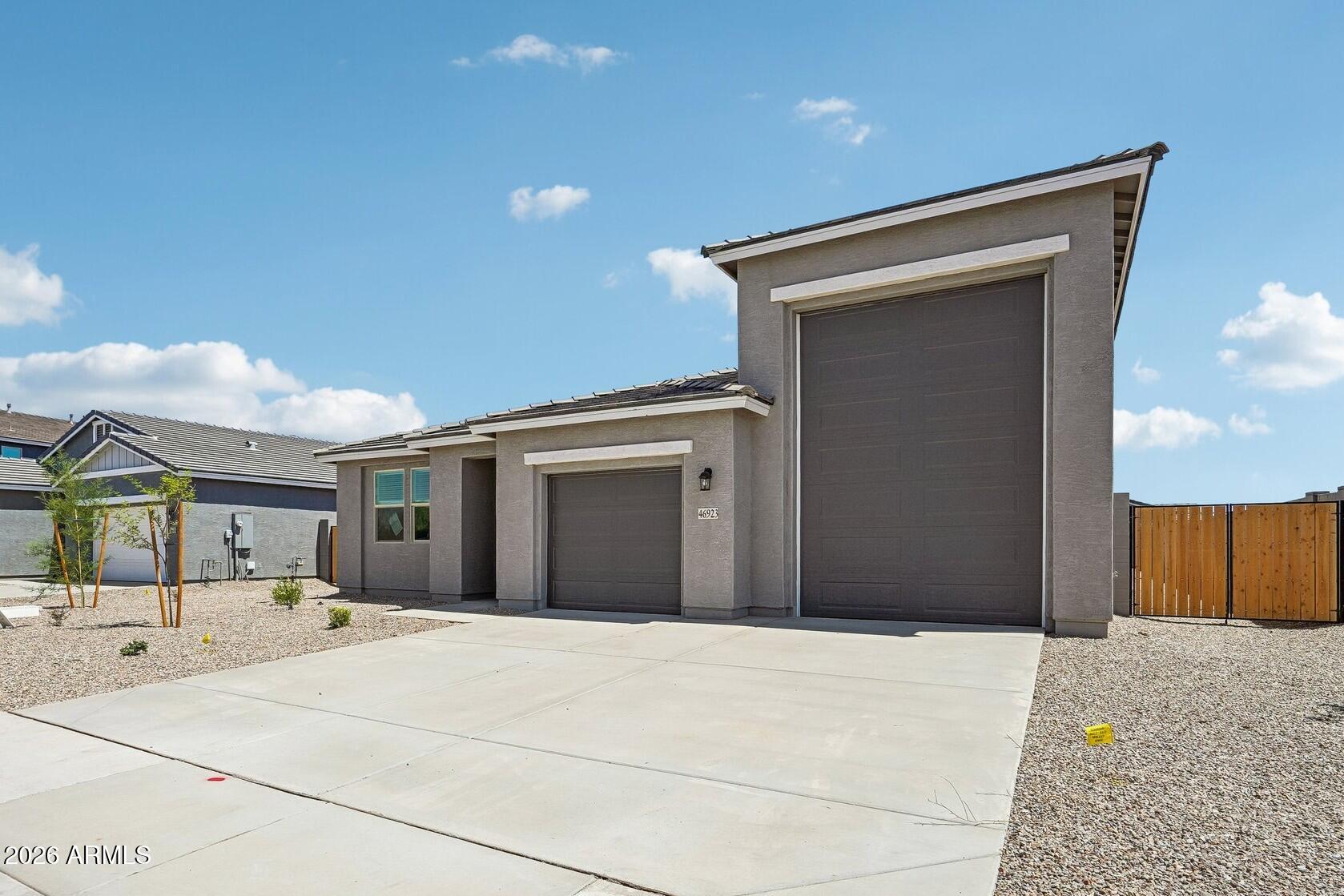 46923 W PECAN WOODS --