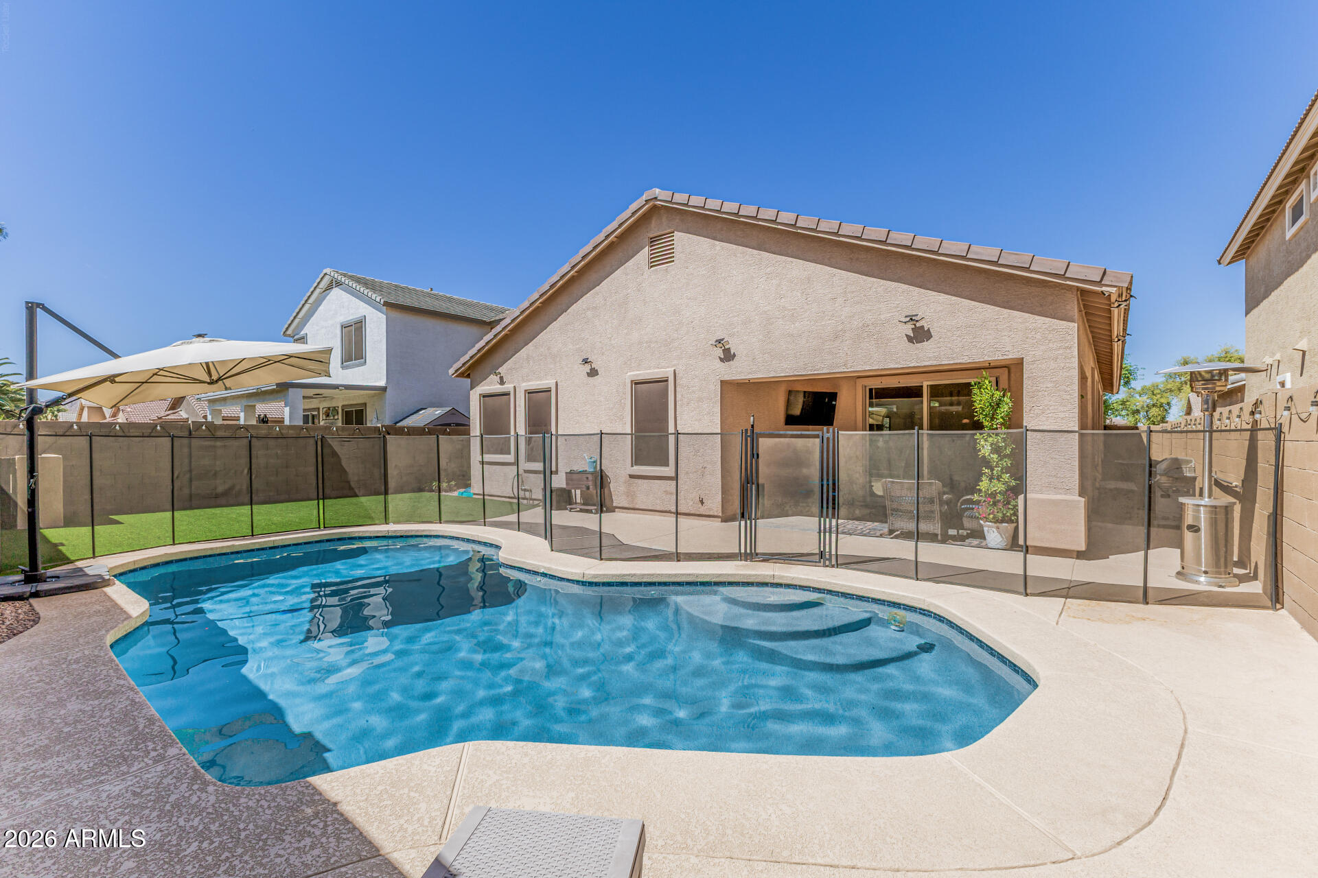 2093 W GOLDMINE MOUNTAIN Drive