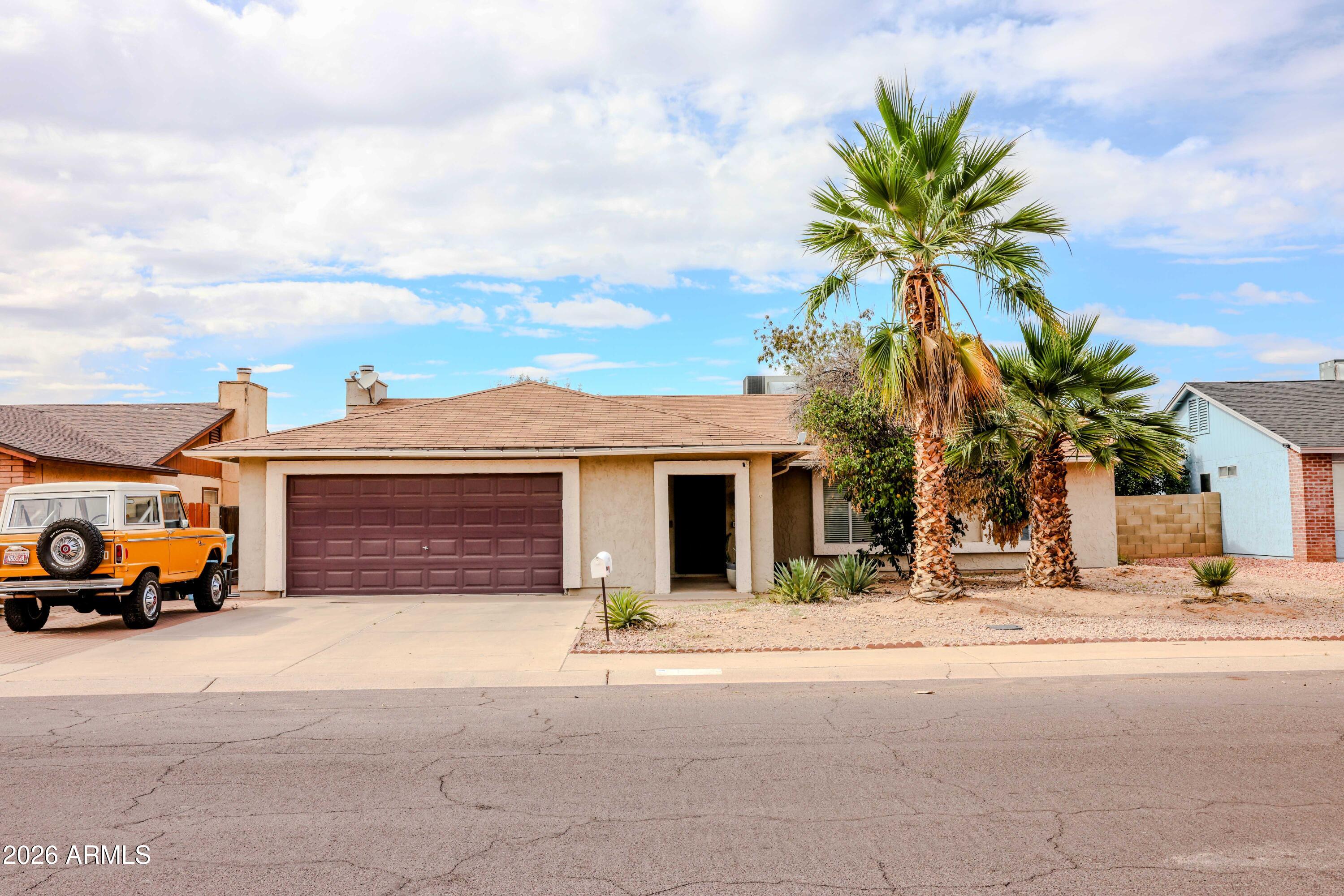 10130 W MEADOWBROOK Avenue