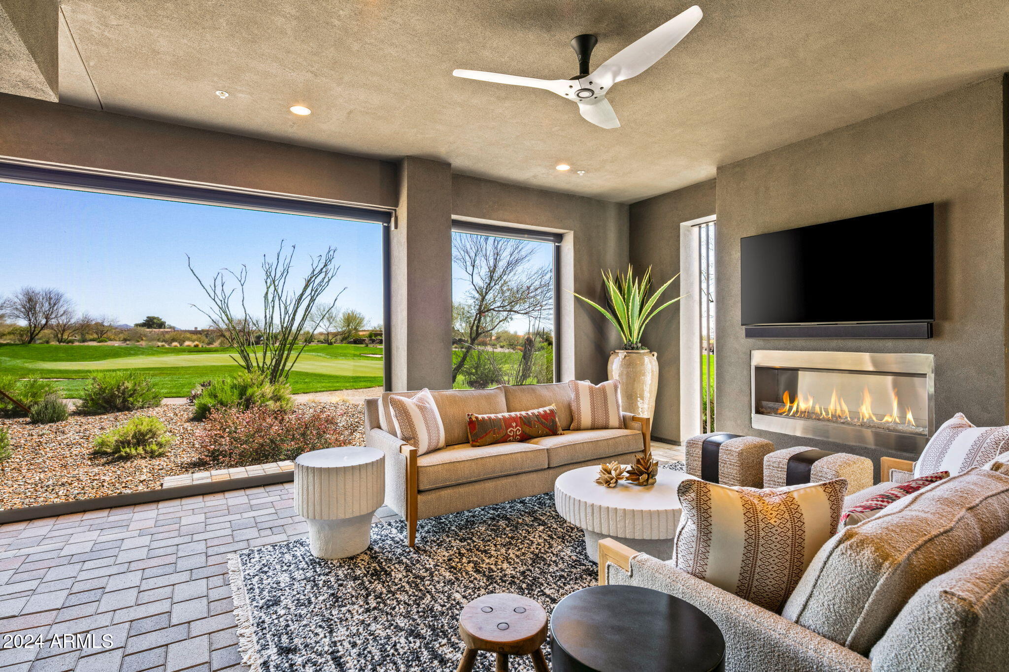 37200 N CAVE CREEK Road 1126