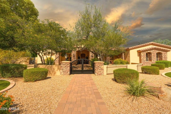 6916 E SUNNYVALE RD, PARADISE VALLEY, AZ 85253 - Image aaec0ecca0ccd4c1e4a3f93f6d1fc4d5/1638217323